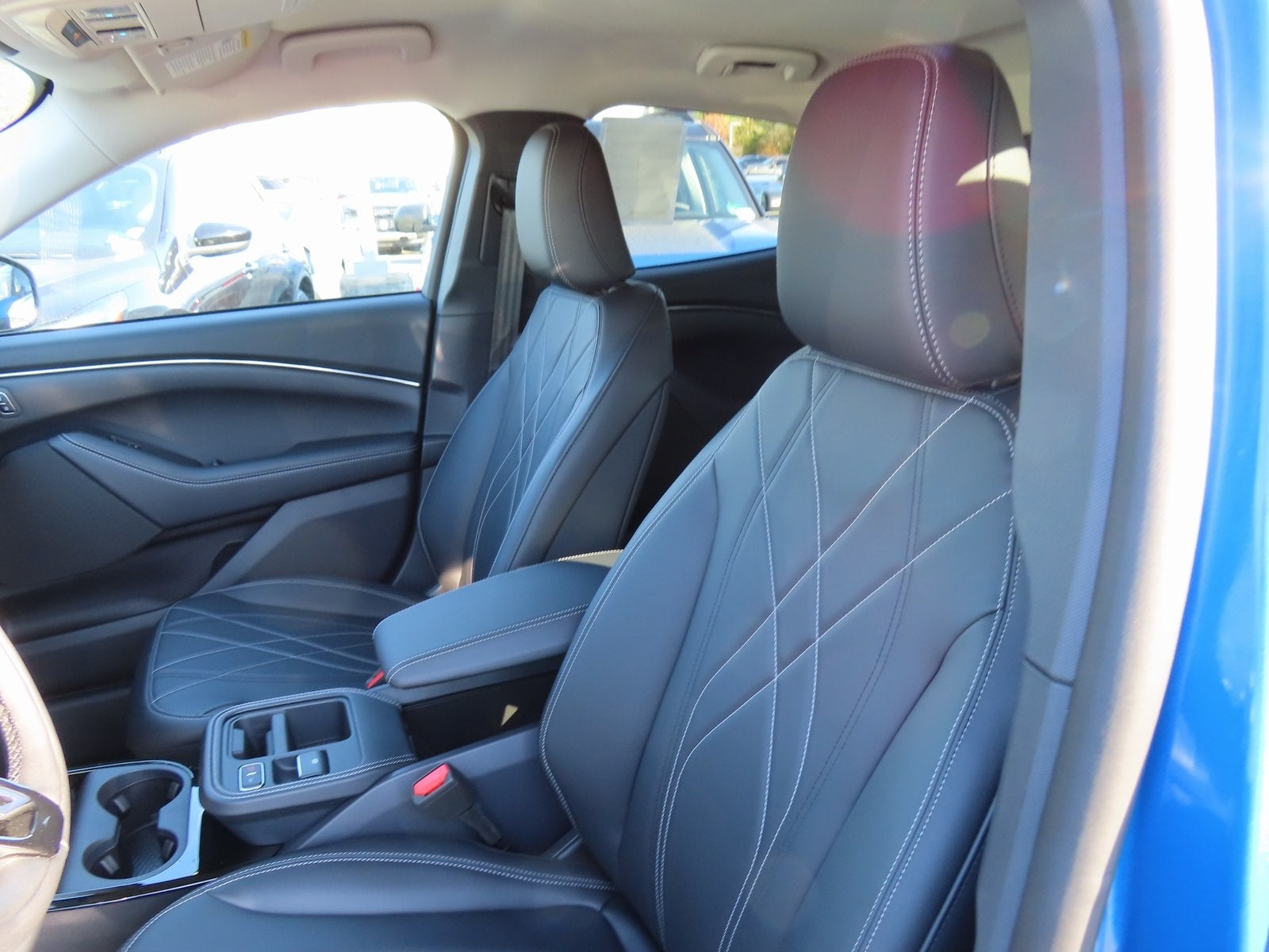 2025 Ford Mustang Mach-E Select 100A STD