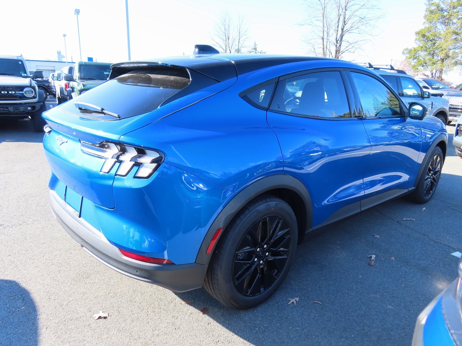 2025 Ford Mustang Mach-E Select 100A STD