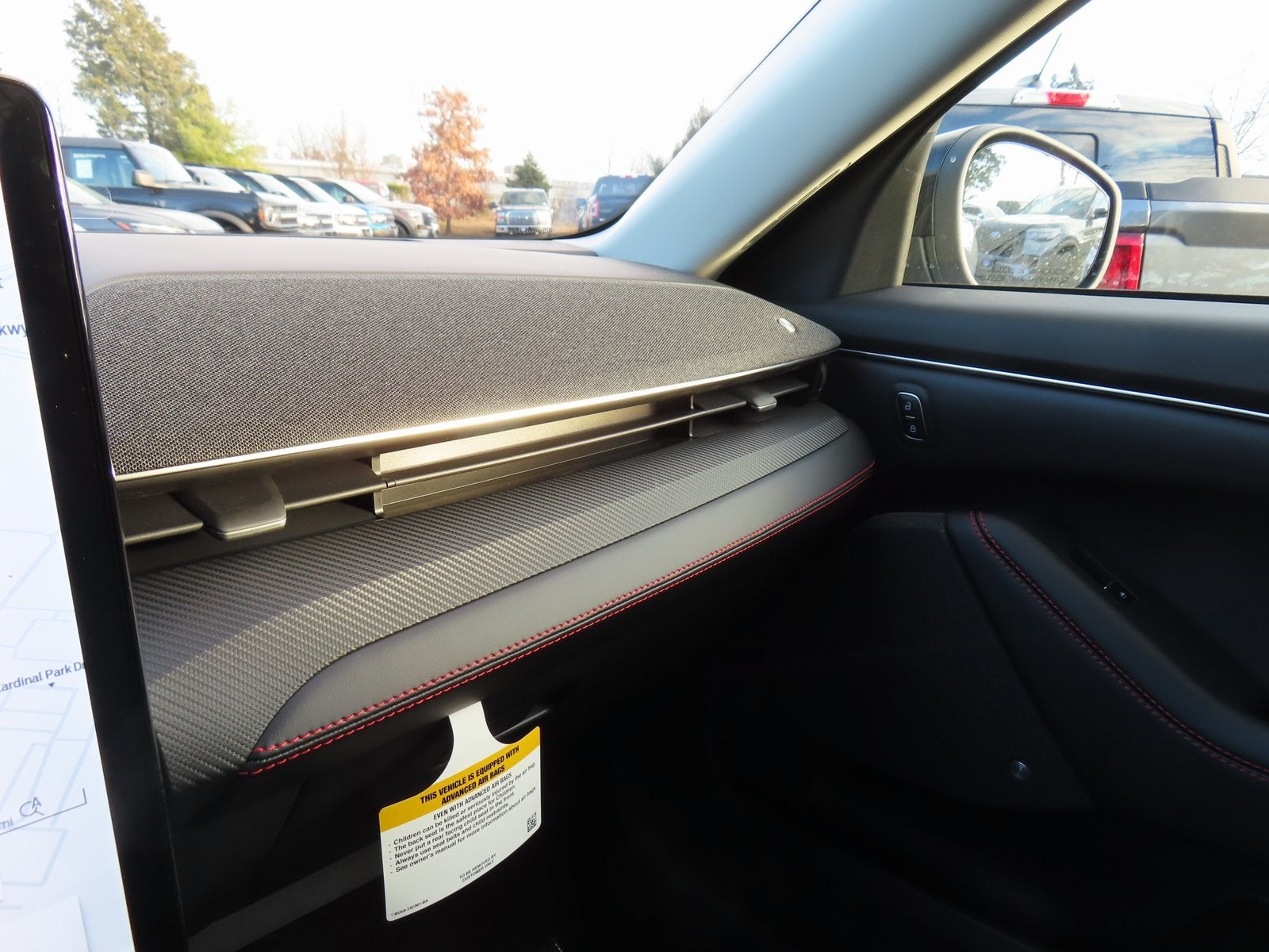 2025 Ford Mustang Mach-E Premium 300A EXT