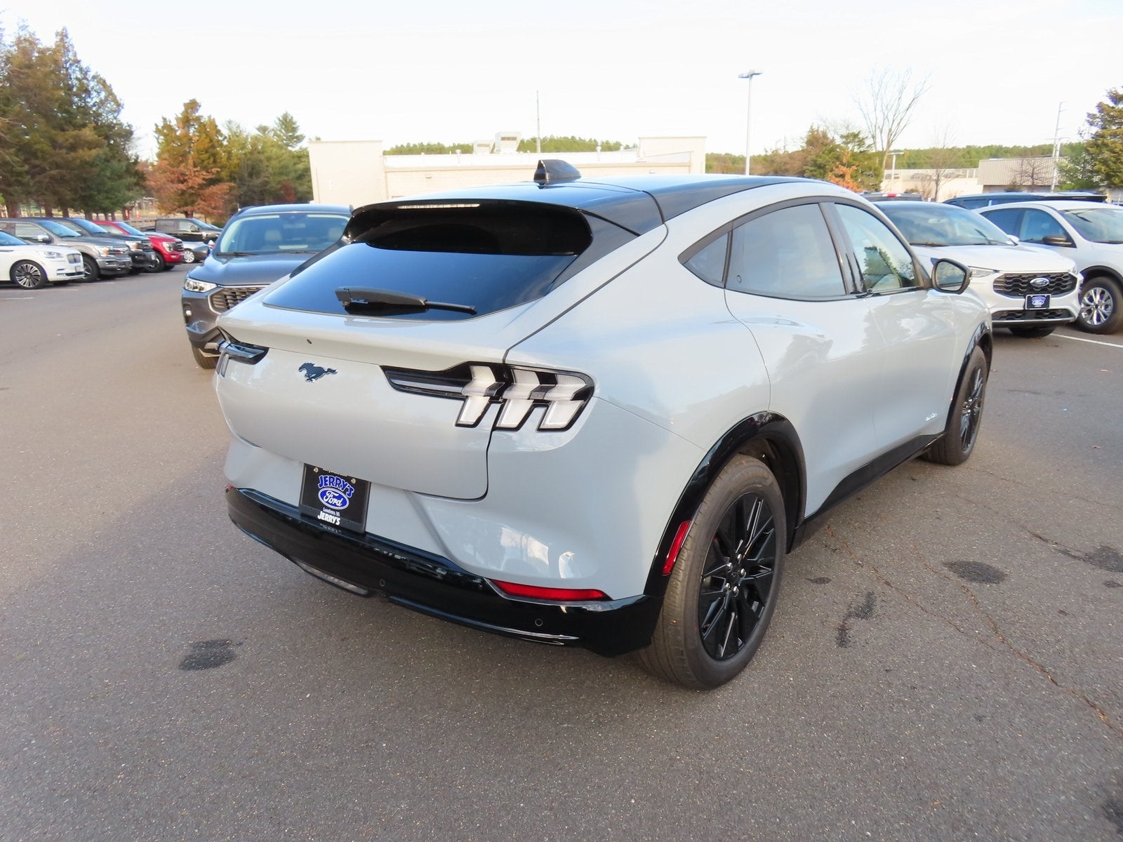 2025 Ford Mustang Mach-E Premium 300A EXT