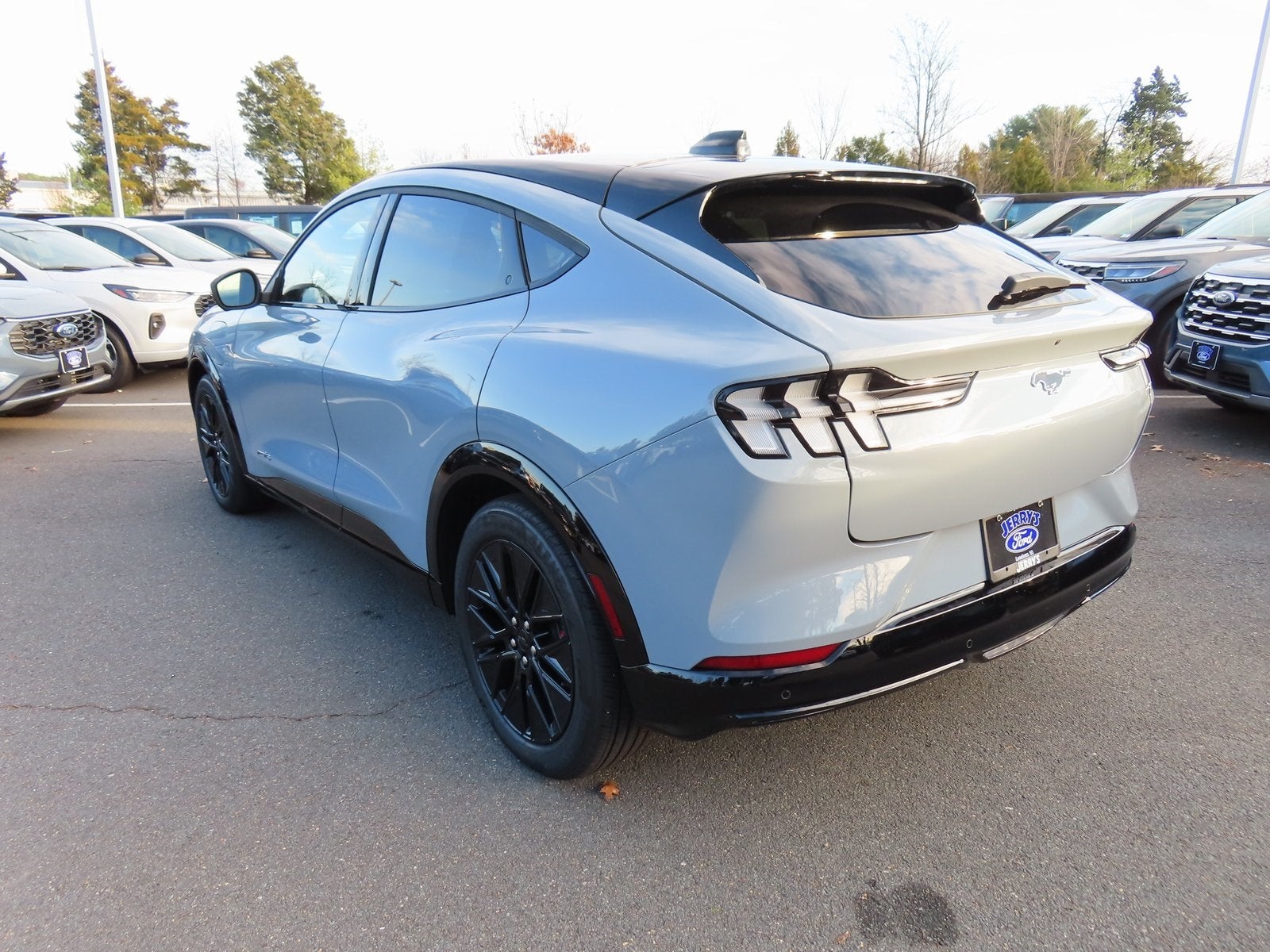 2025 Ford Mustang Mach-E Premium 300A EXT