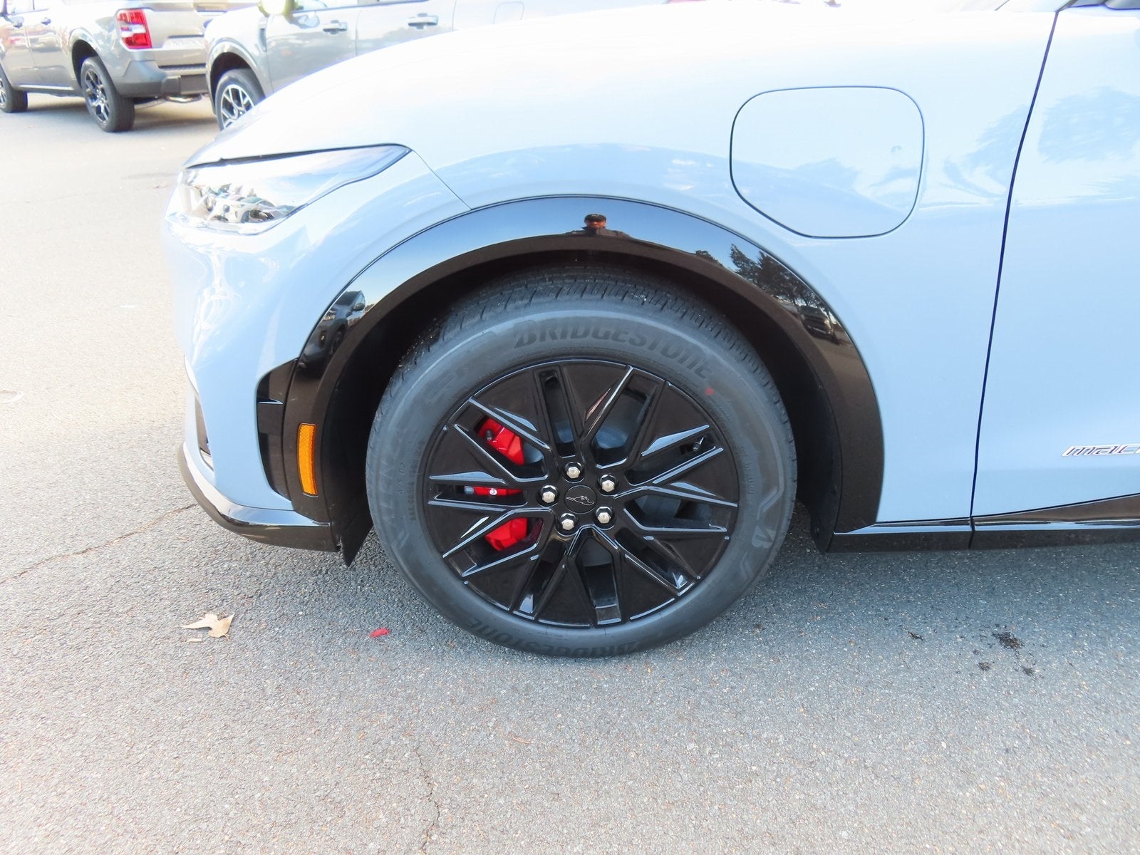 2025 Ford Mustang Mach-E Premium 300A EXT