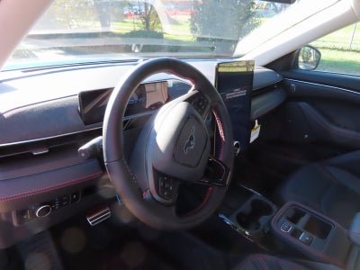 2025 Ford Mustang Mach-E Premium 300A EXT