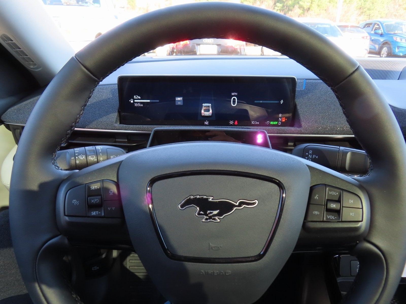 2025 Ford Mustang Mach-E Premium 300A EXT