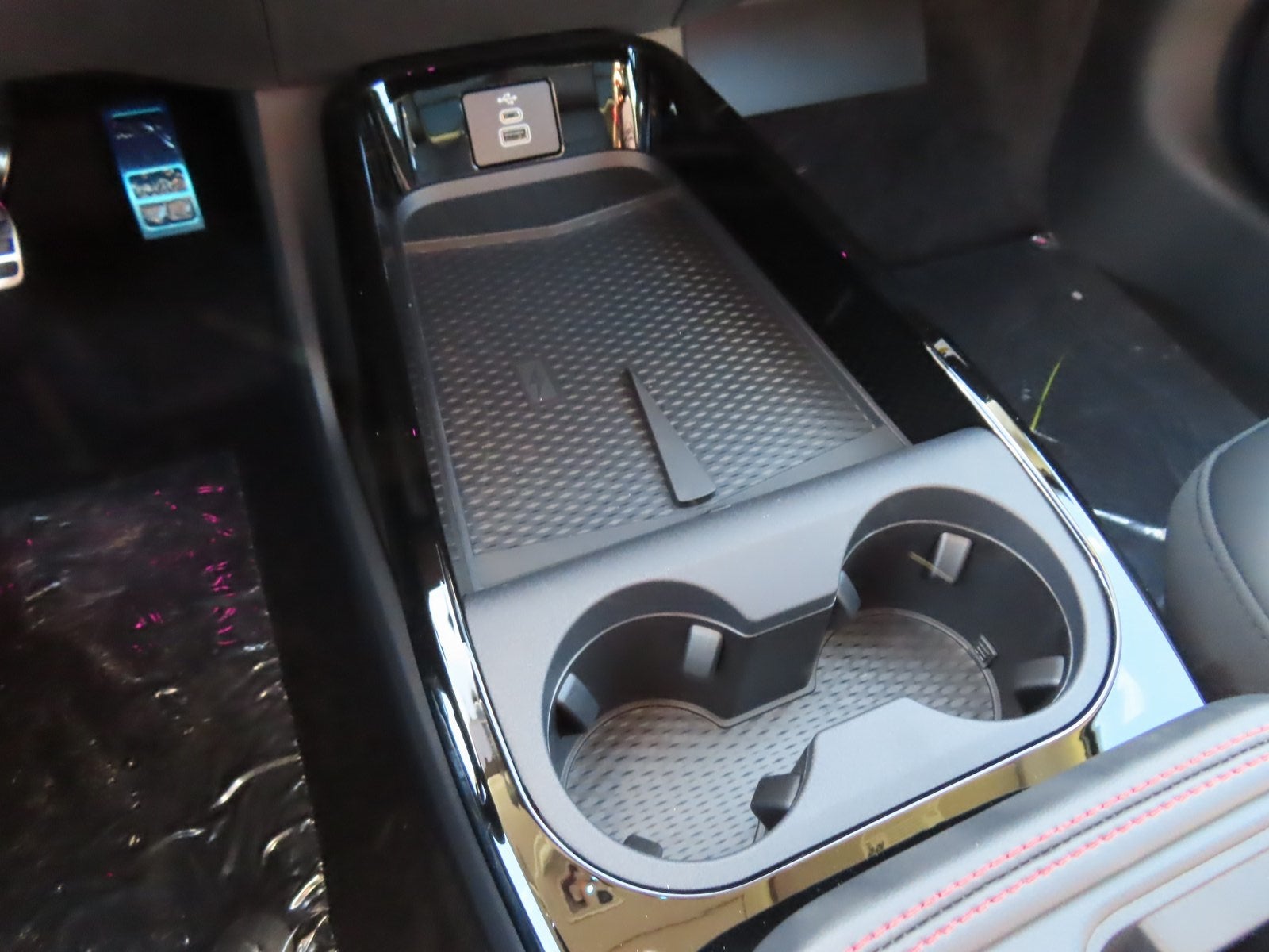 2025 Ford Mustang Mach-E Premium 300A EXT