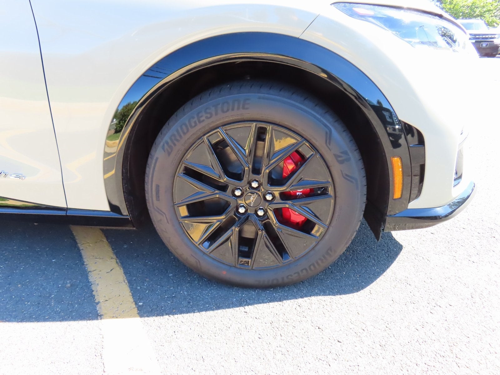 2025 Ford Mustang Mach-E Premium 300A EXT