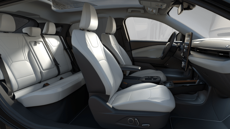 2025 Ford Mustang Mach-E Premium 300A EXT