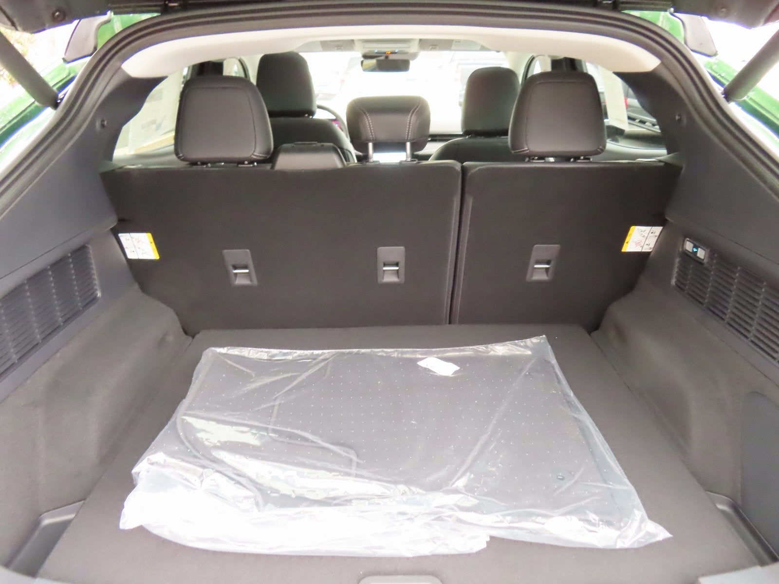 2025 Ford Mustang Mach-E Premium 300A EXT