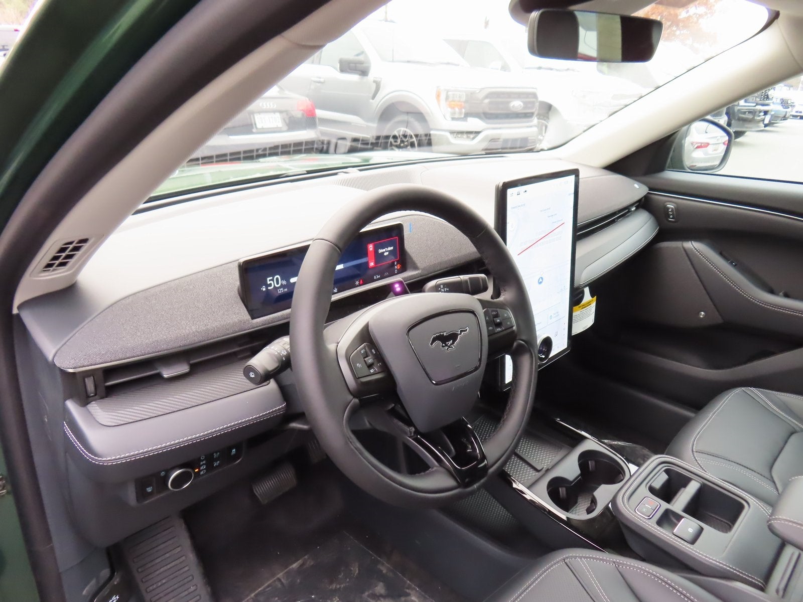 2025 Ford Mustang Mach-E Premium 300A EXT