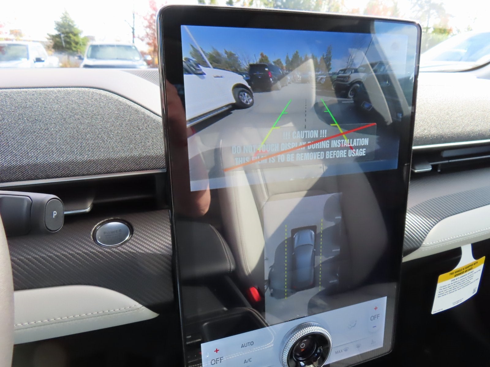 2025 Ford Mustang Mach-E Premium 300A EXT