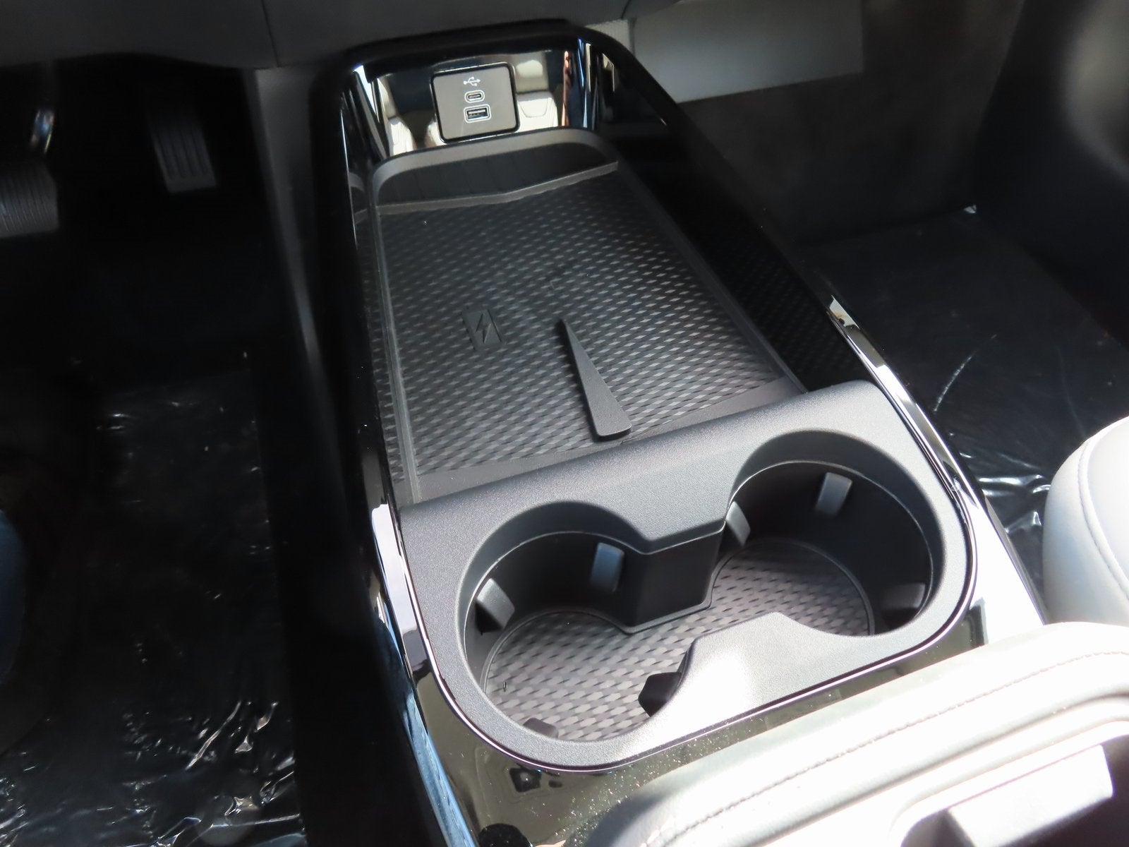 2025 Ford Mustang Mach-E Premium 300A EXT