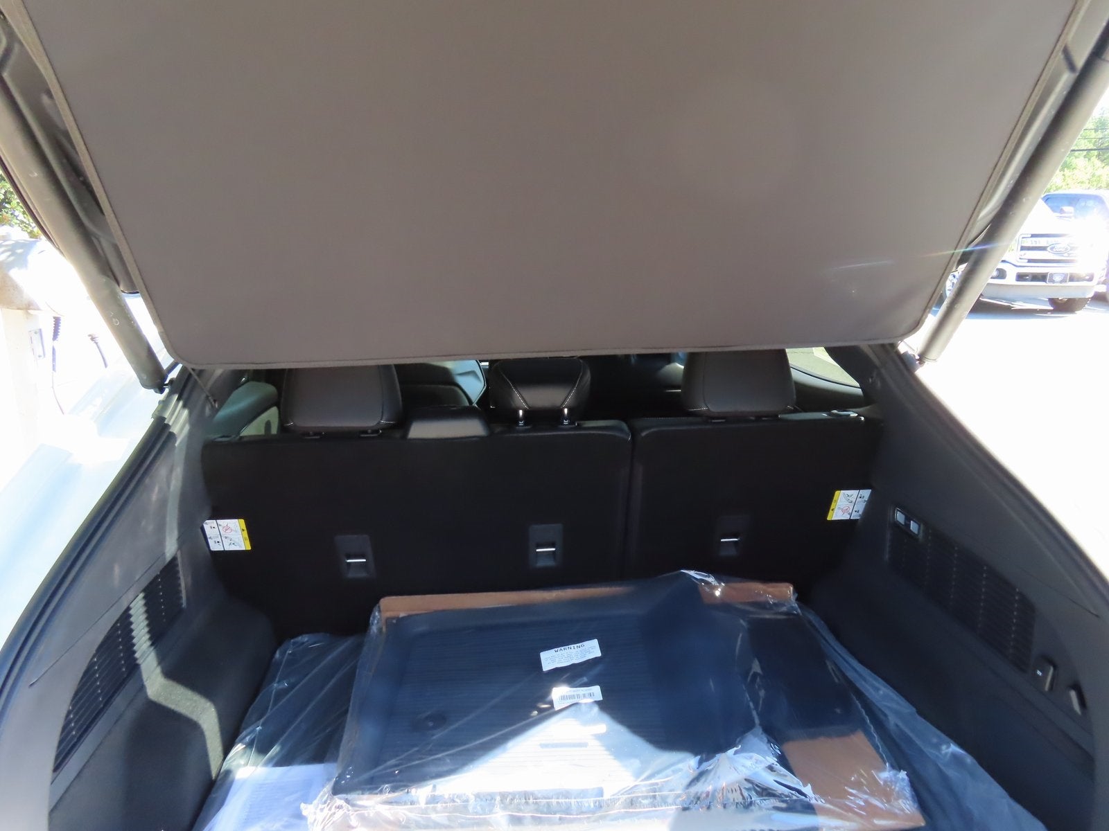 2025 Ford Mustang Mach-E GT 400A EXT