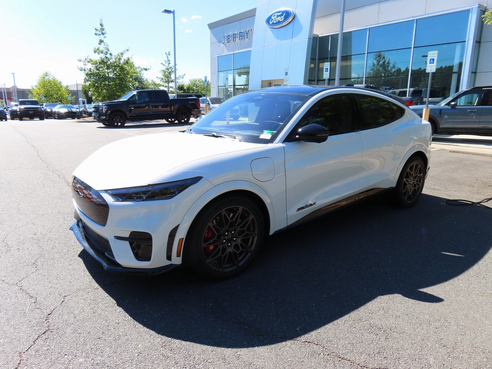 2025 Ford Mustang Mach-E GT 400A EXT