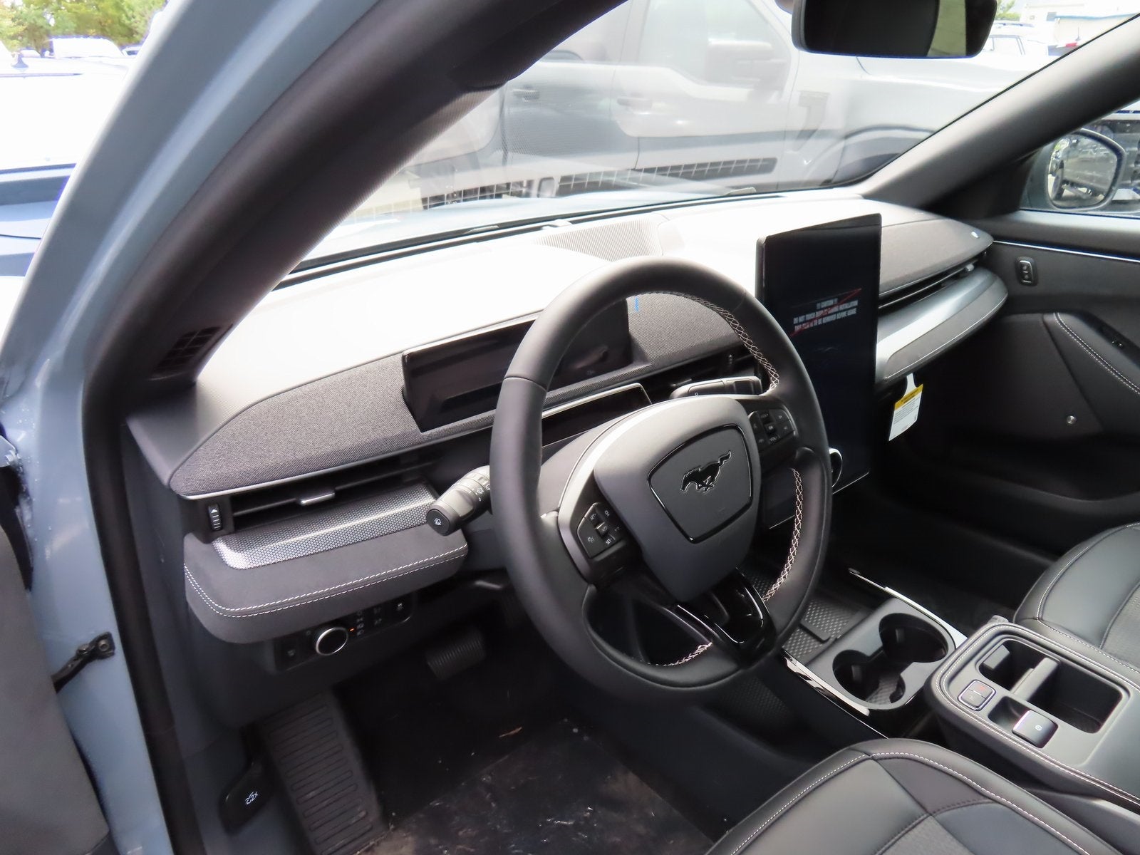 2025 Ford Mustang Mach-E GT 400A EXT