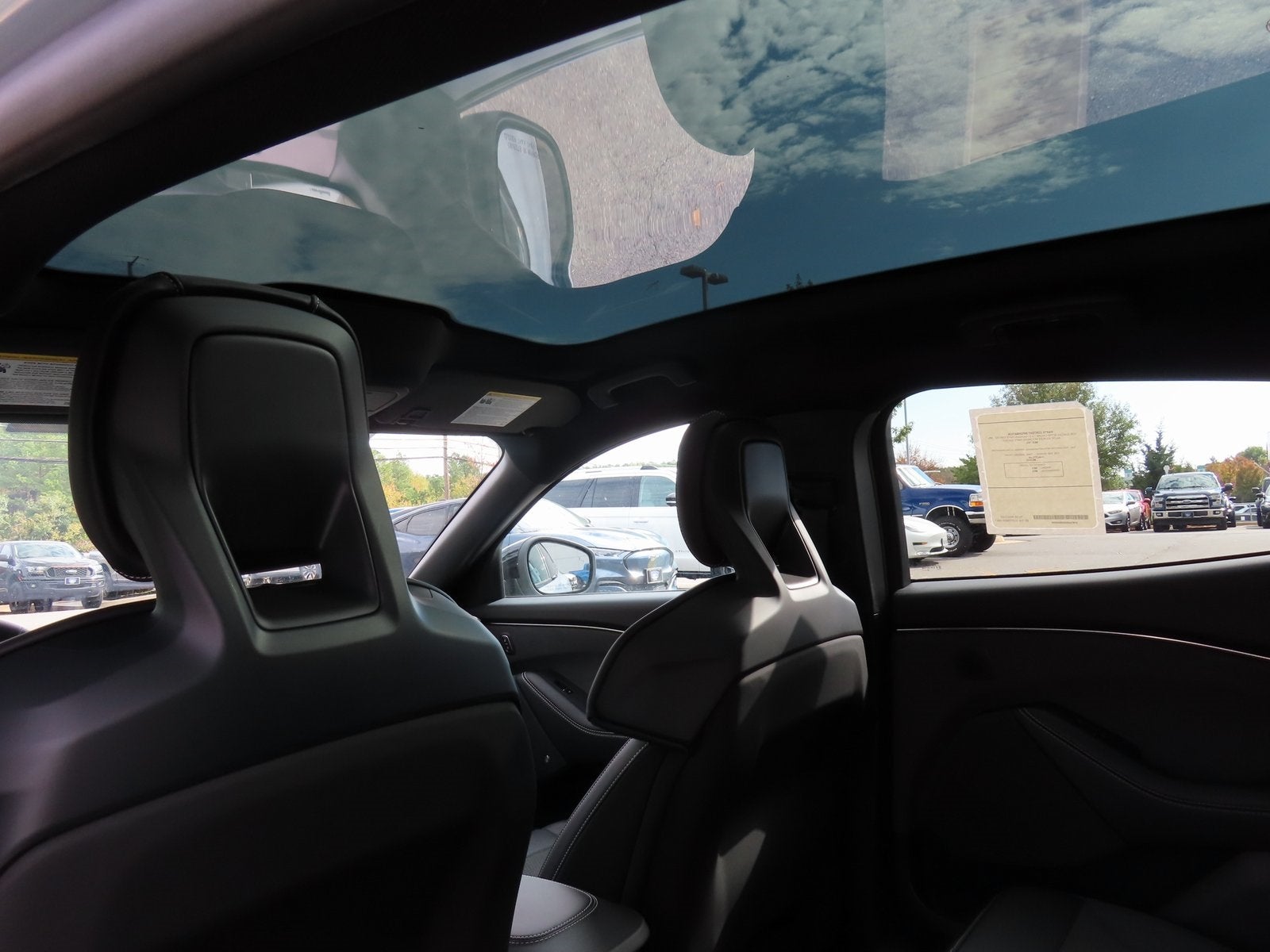 2025 Ford Mustang Mach-E GT 400A EXT