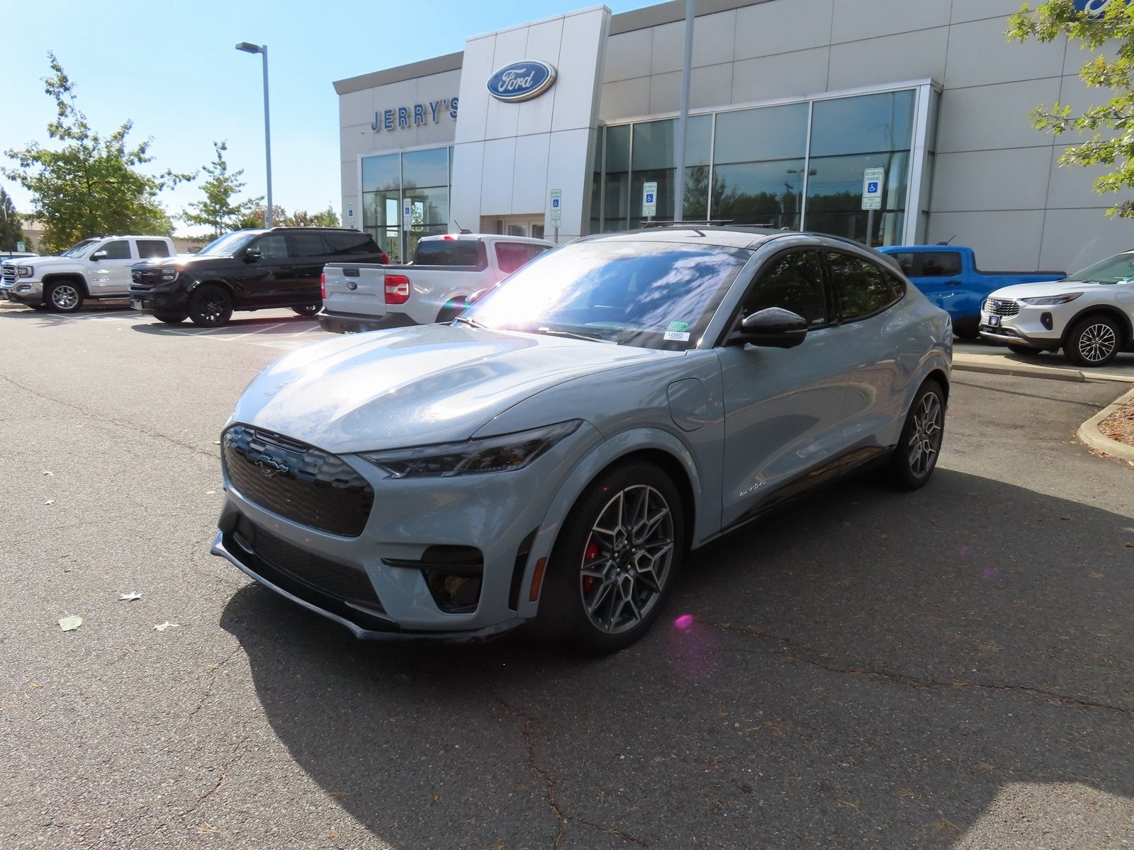 2025 Ford Mustang Mach-E GT 400A EXT