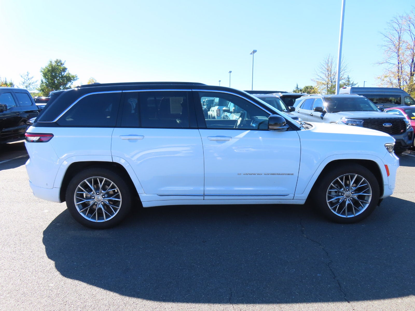 2025 Jeep Grand Cherokee Summit