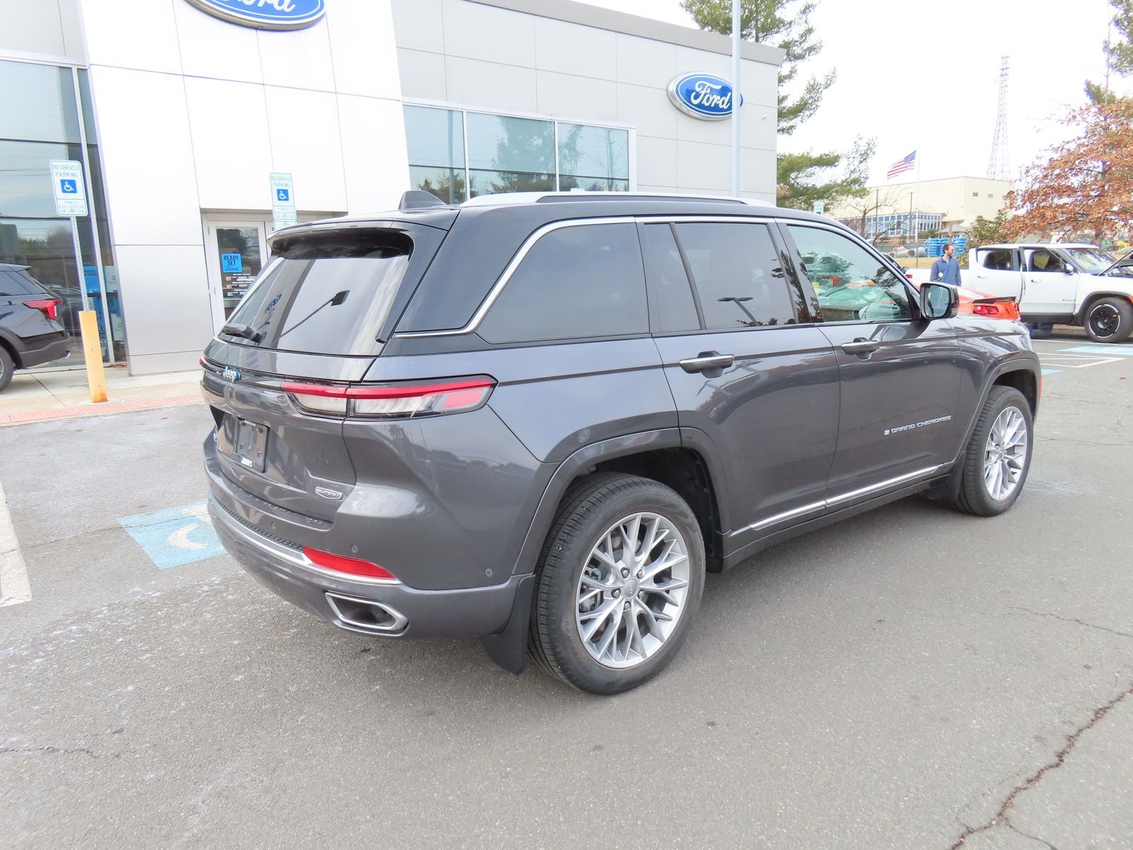 2023 Jeep Grand Cherokee Summit 4xe