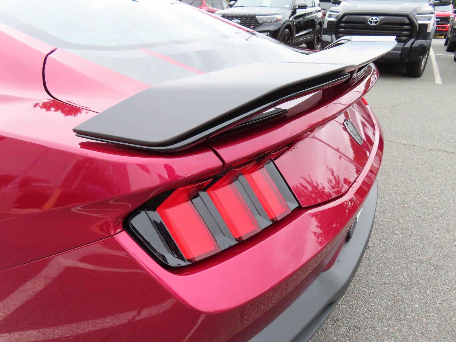 2025 Ford Mustang Dark Horse