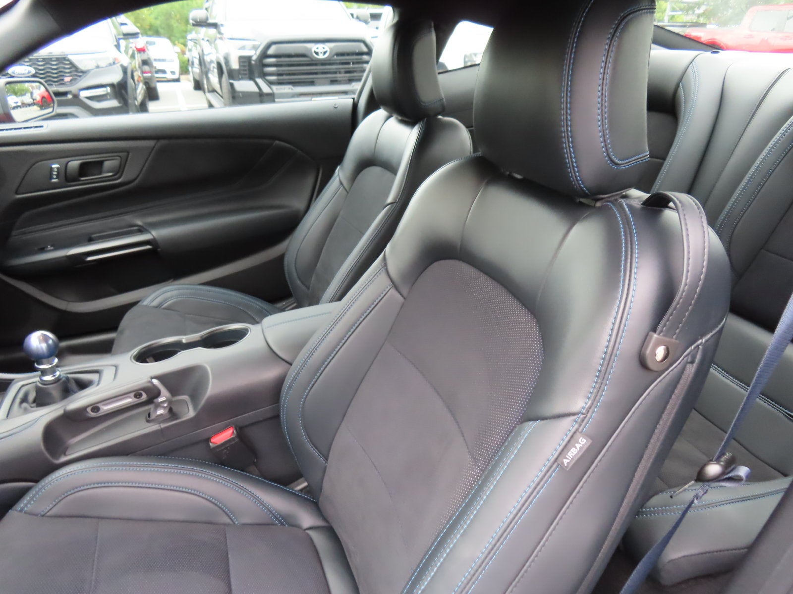 2025 Ford Mustang Dark Horse