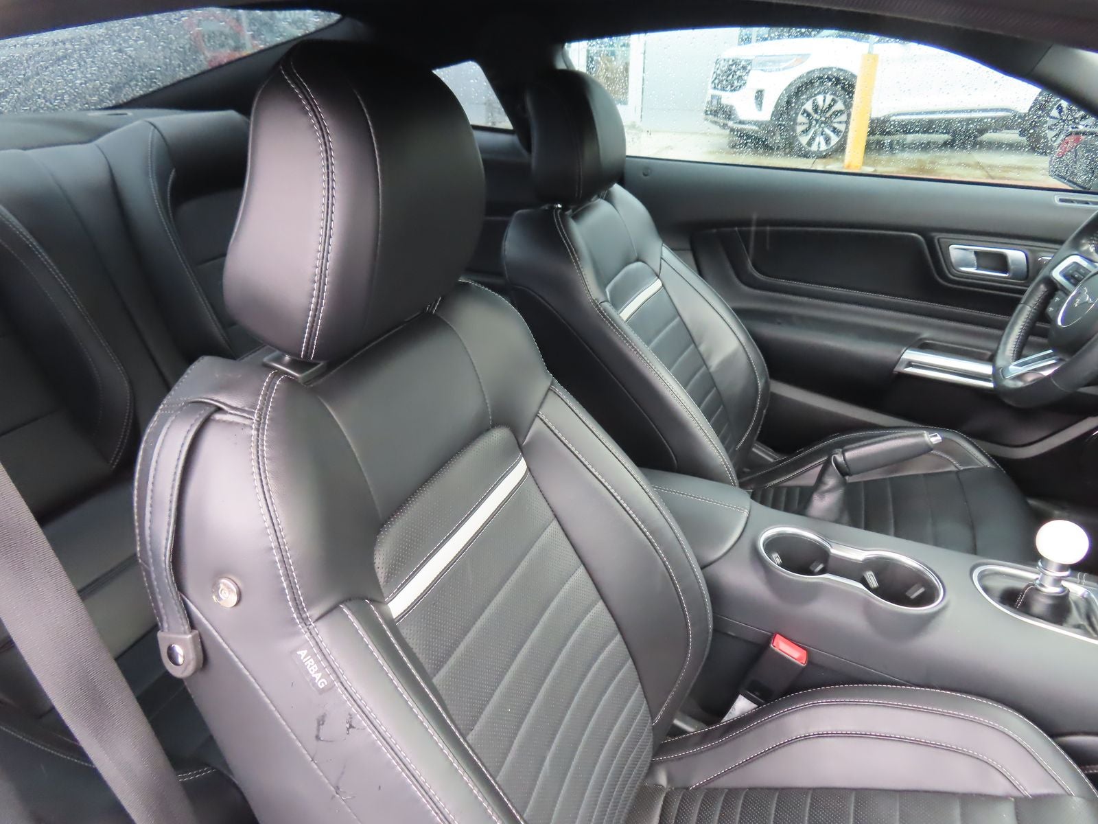 2022 Ford Mustang Mach 1