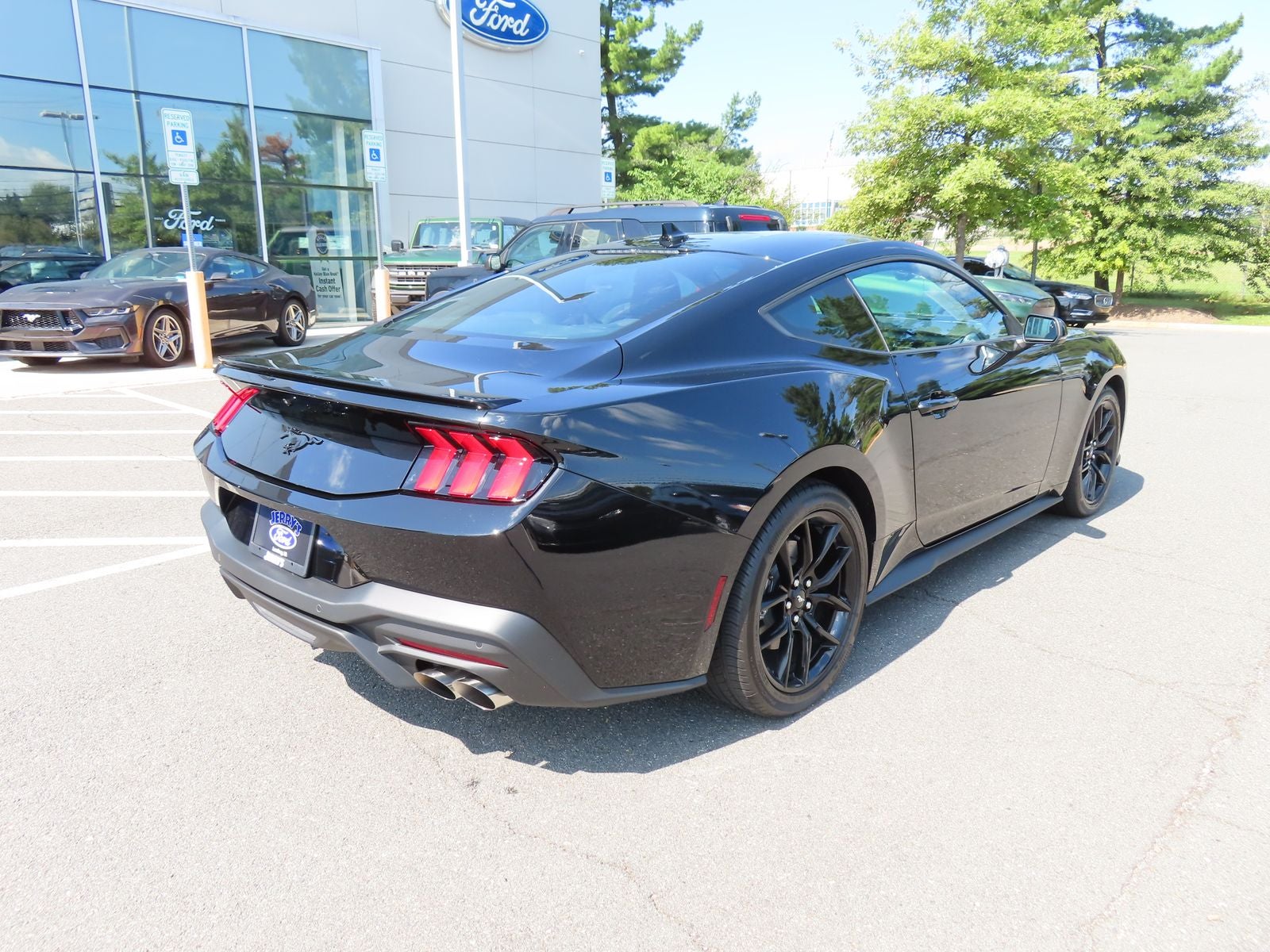 2025 Ford Mustang EcoBoost Premium