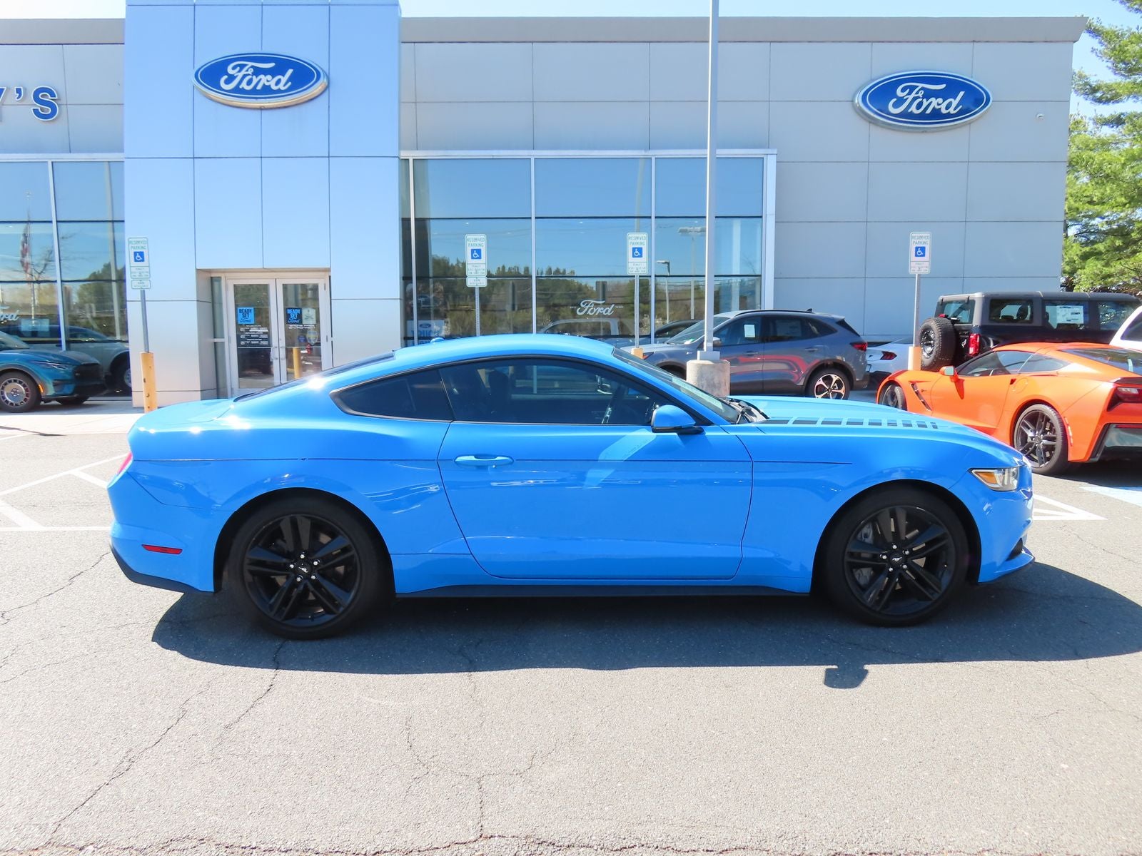 2017 Ford Mustang EcoBoost Premium