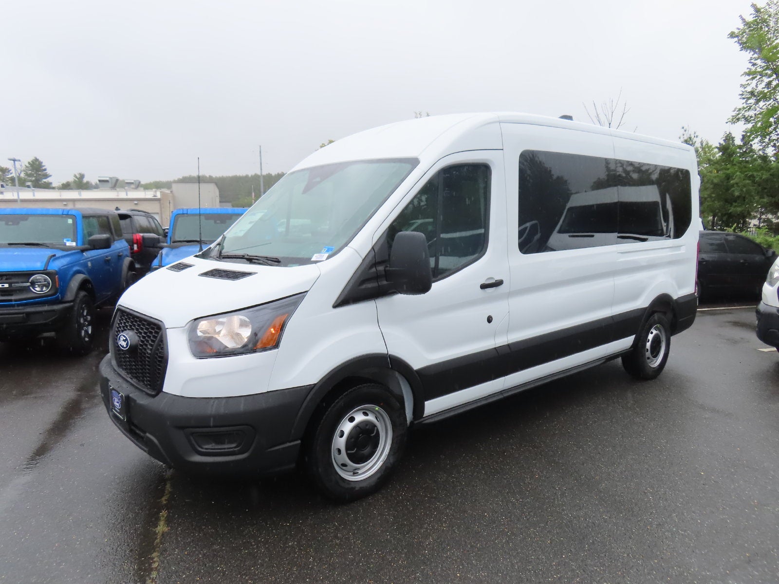 2027 Ford Transit-350 XL 301A