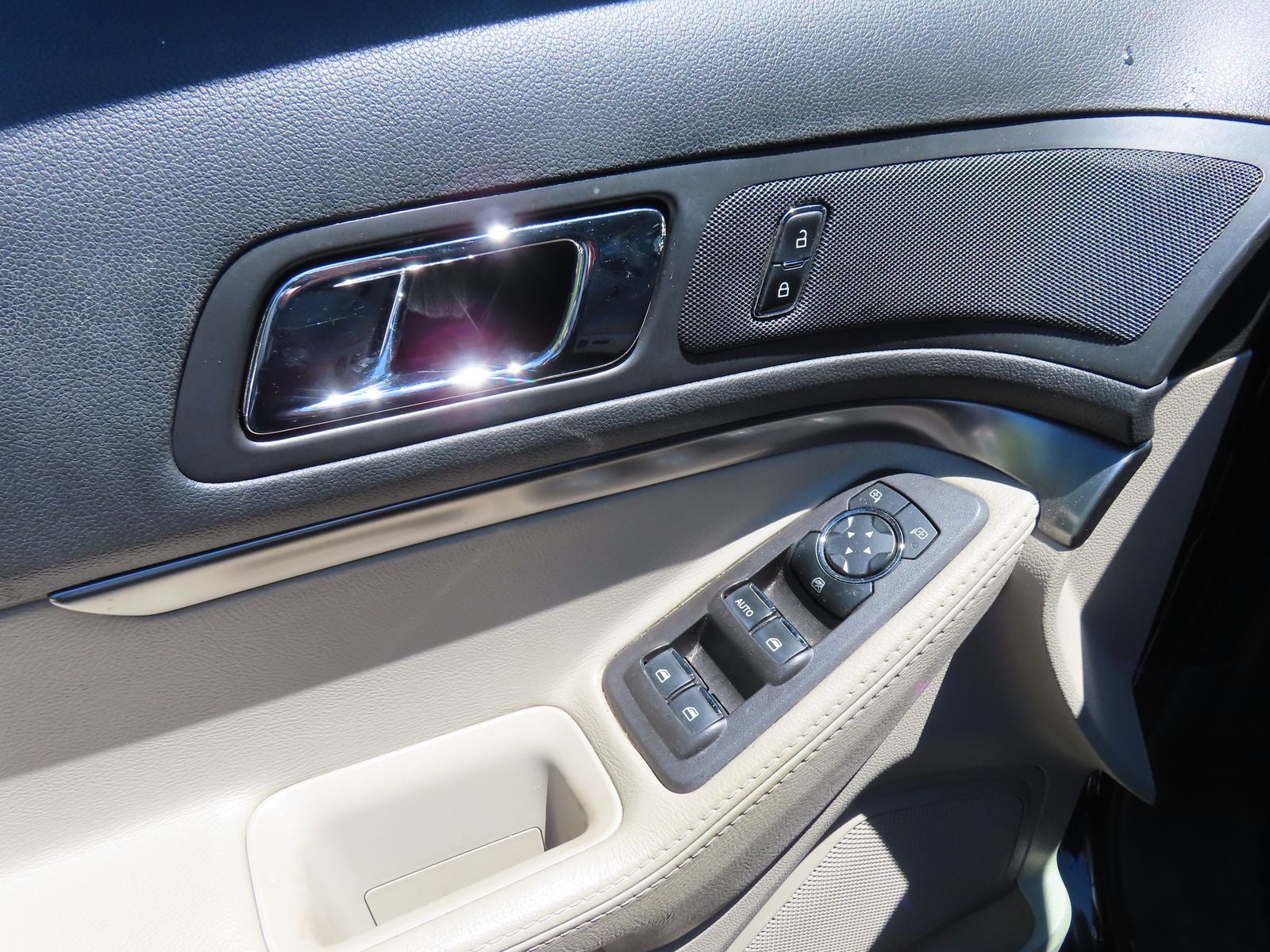 2014 Ford Explorer Base