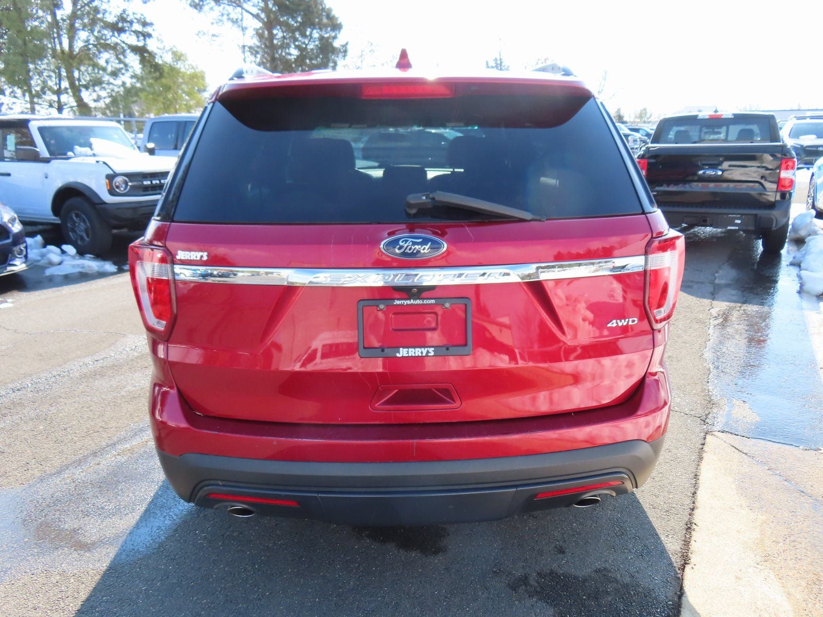 2016 Ford Explorer Base