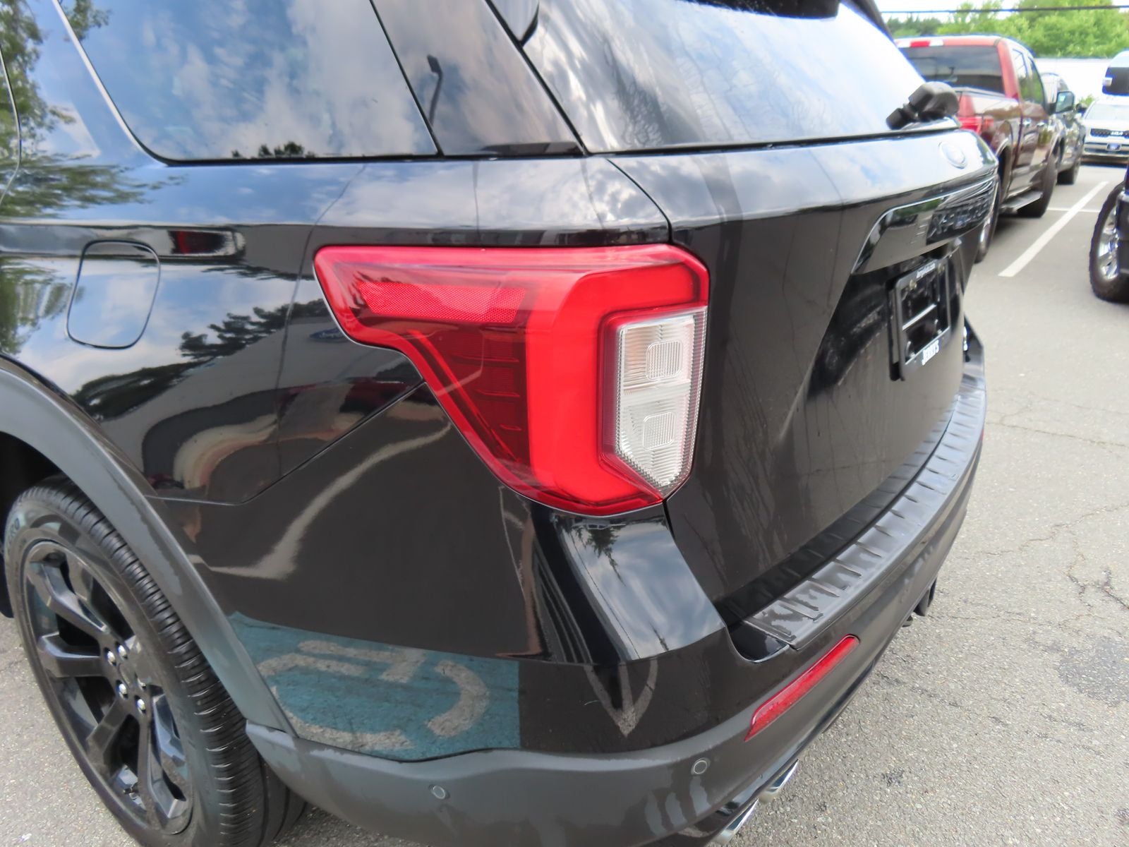 2020 Ford Explorer ST