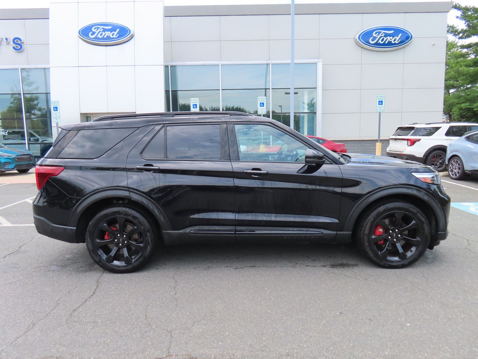 2020 Ford Explorer ST