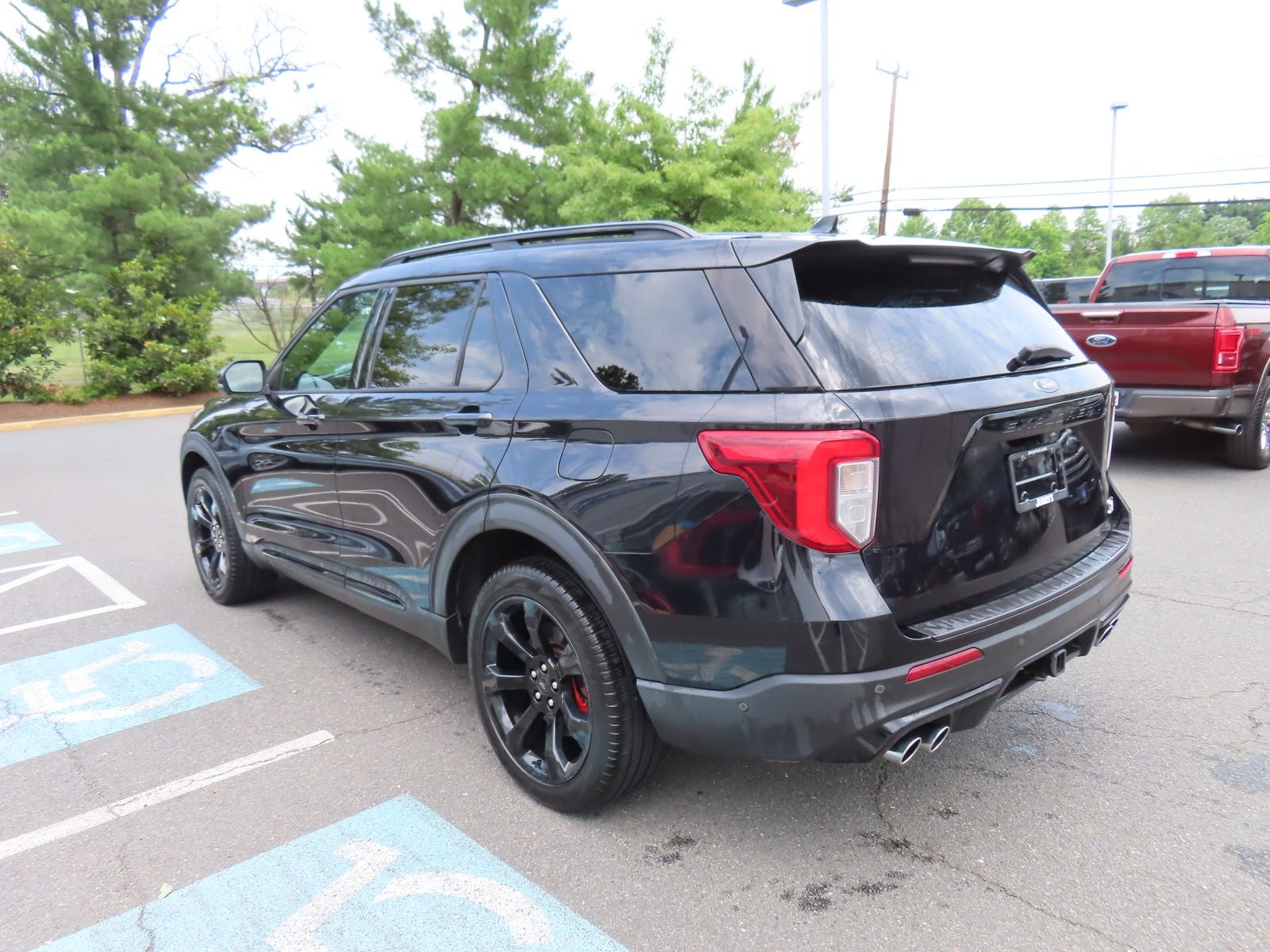 2020 Ford Explorer ST