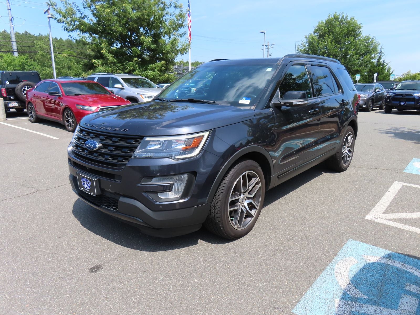 2017 Ford Explorer Sport