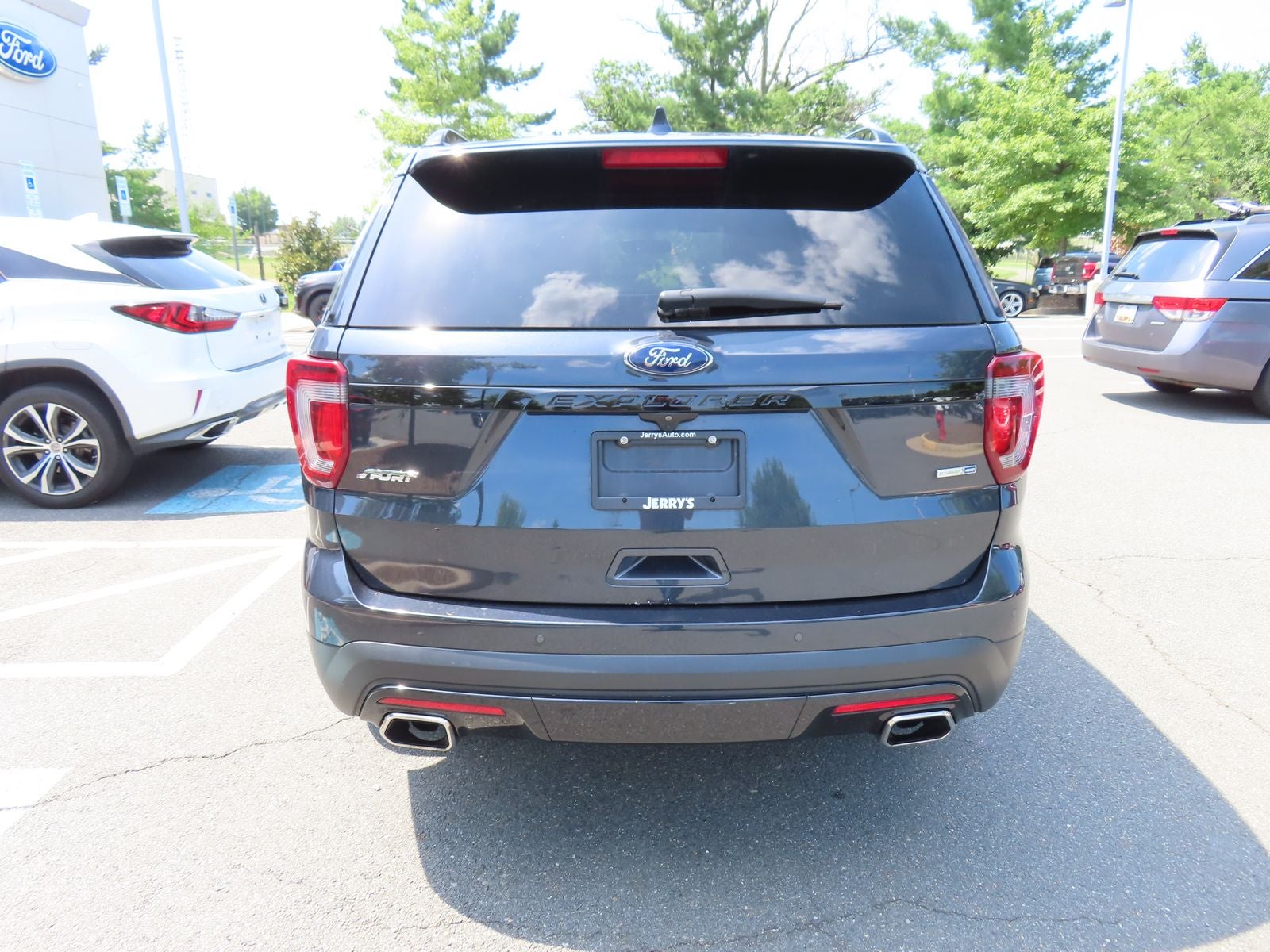 2017 Ford Explorer Sport