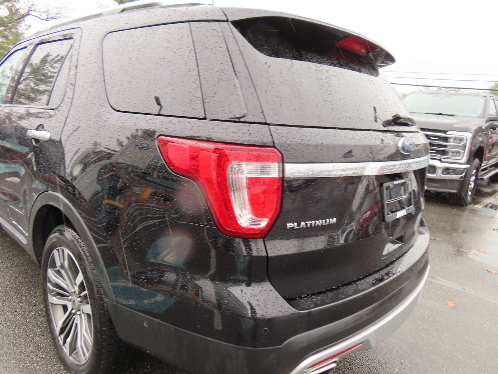 2017 Ford Explorer Platinum