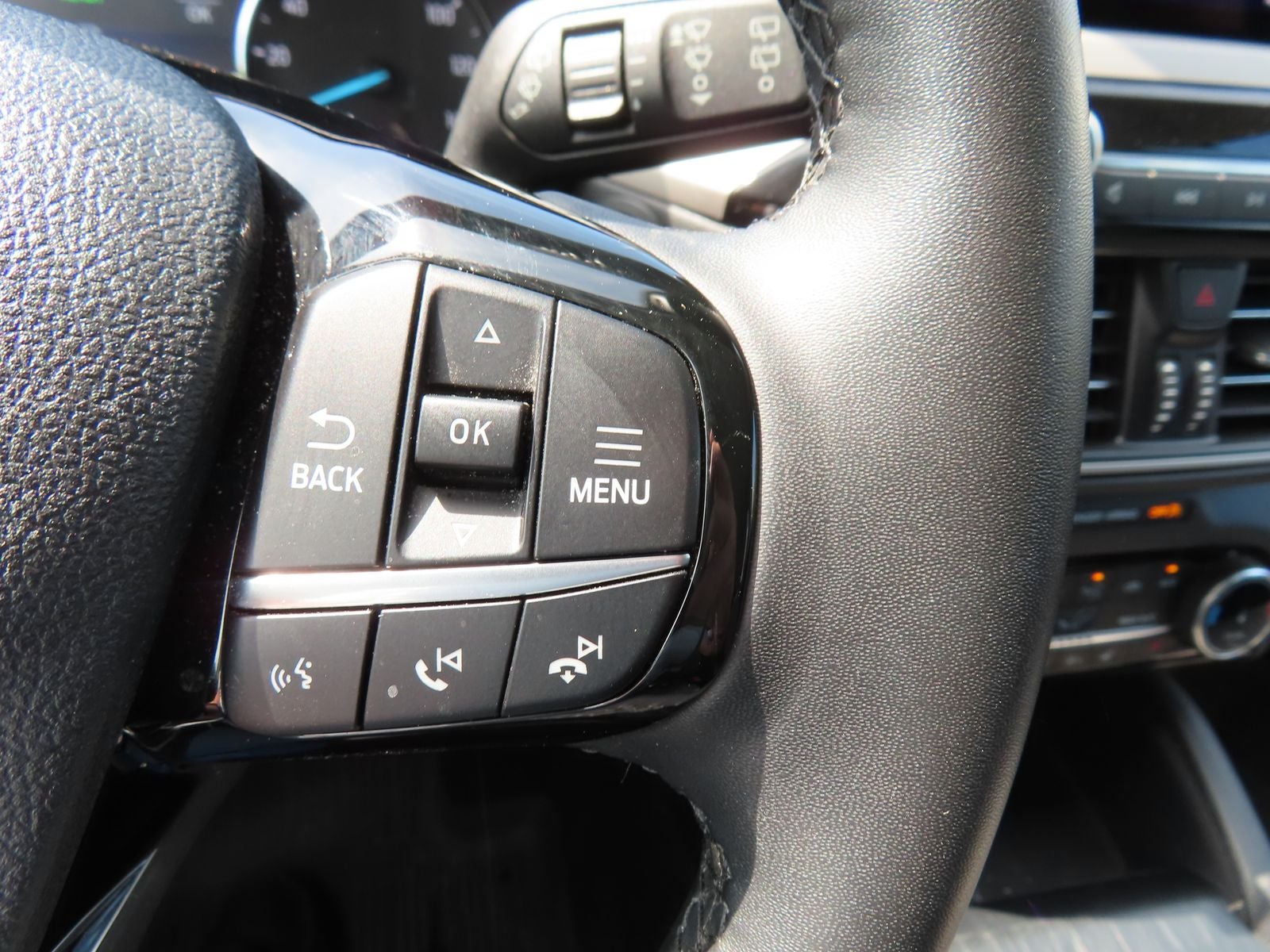 2022 Ford Escape Plug-In Hybrid SE