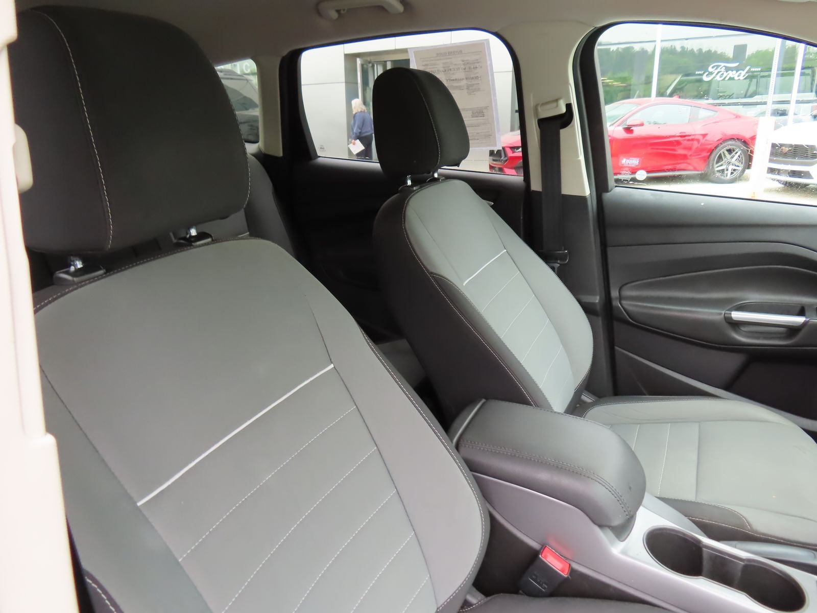 2015 Ford Escape SE