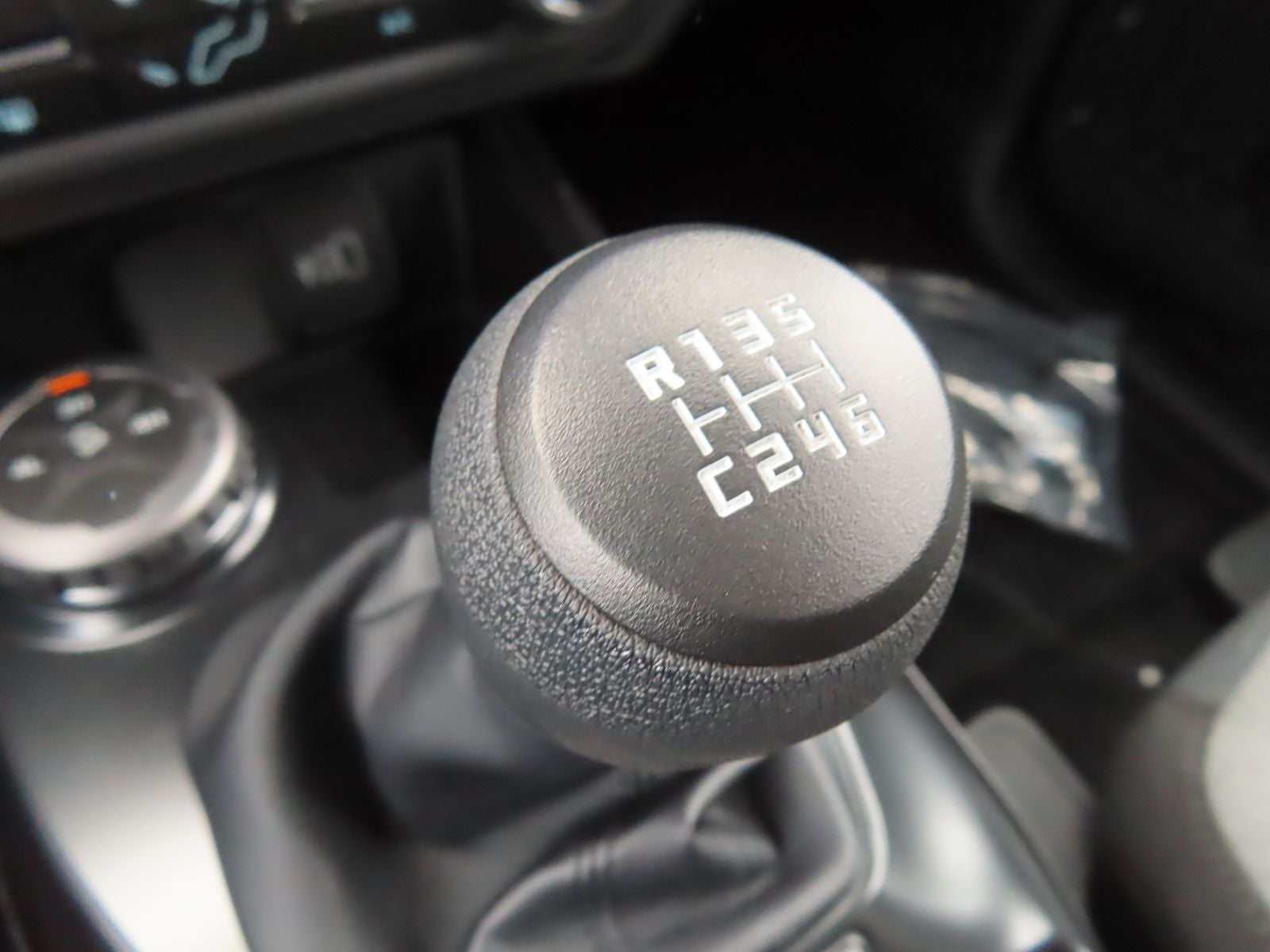 2026 Ford Bronco Base 101A