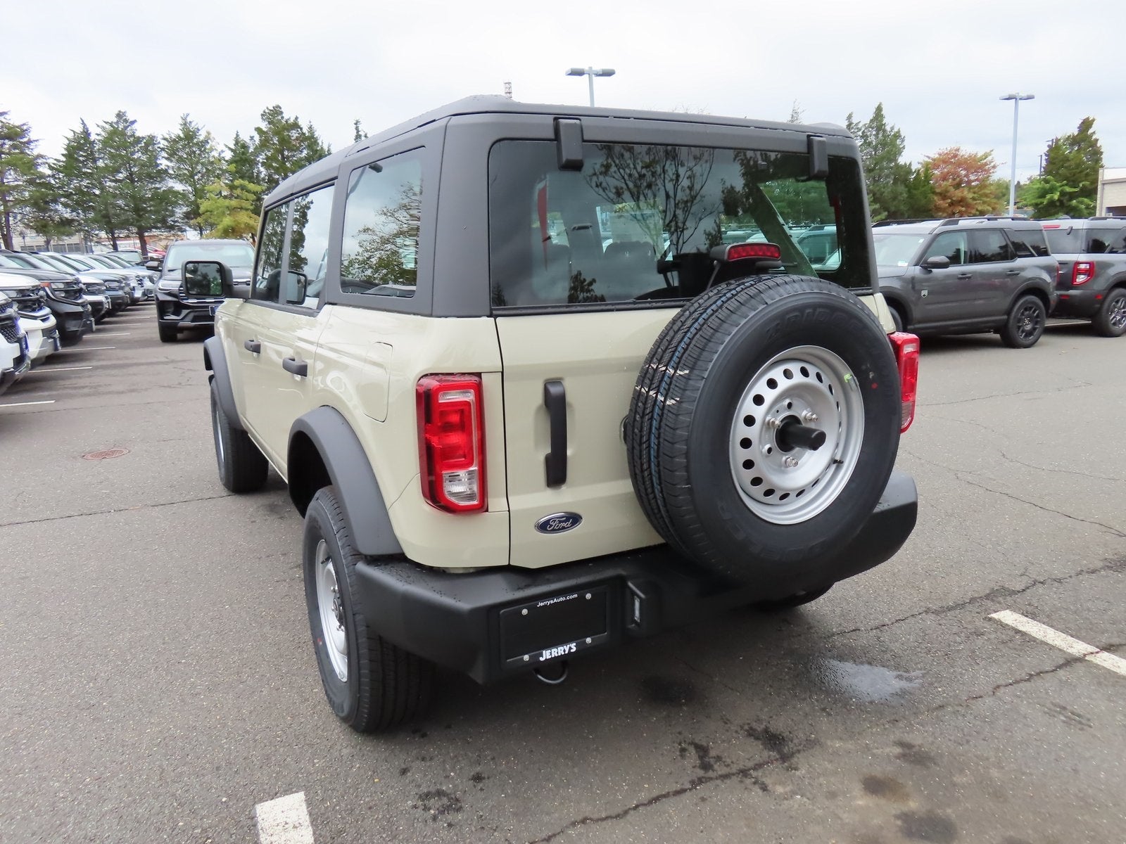 2025 Ford Bronco Base 101A