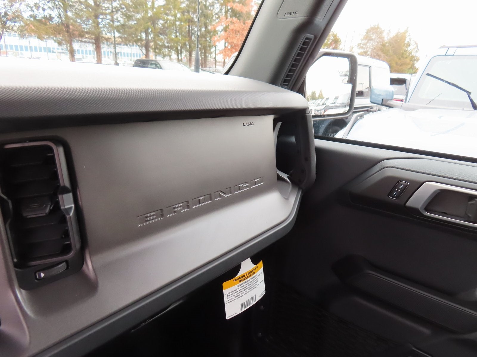 2025 Ford Bronco Base 101A COASTAL PKG