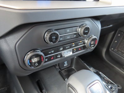 2025 Ford Bronco Outer Banks 312A