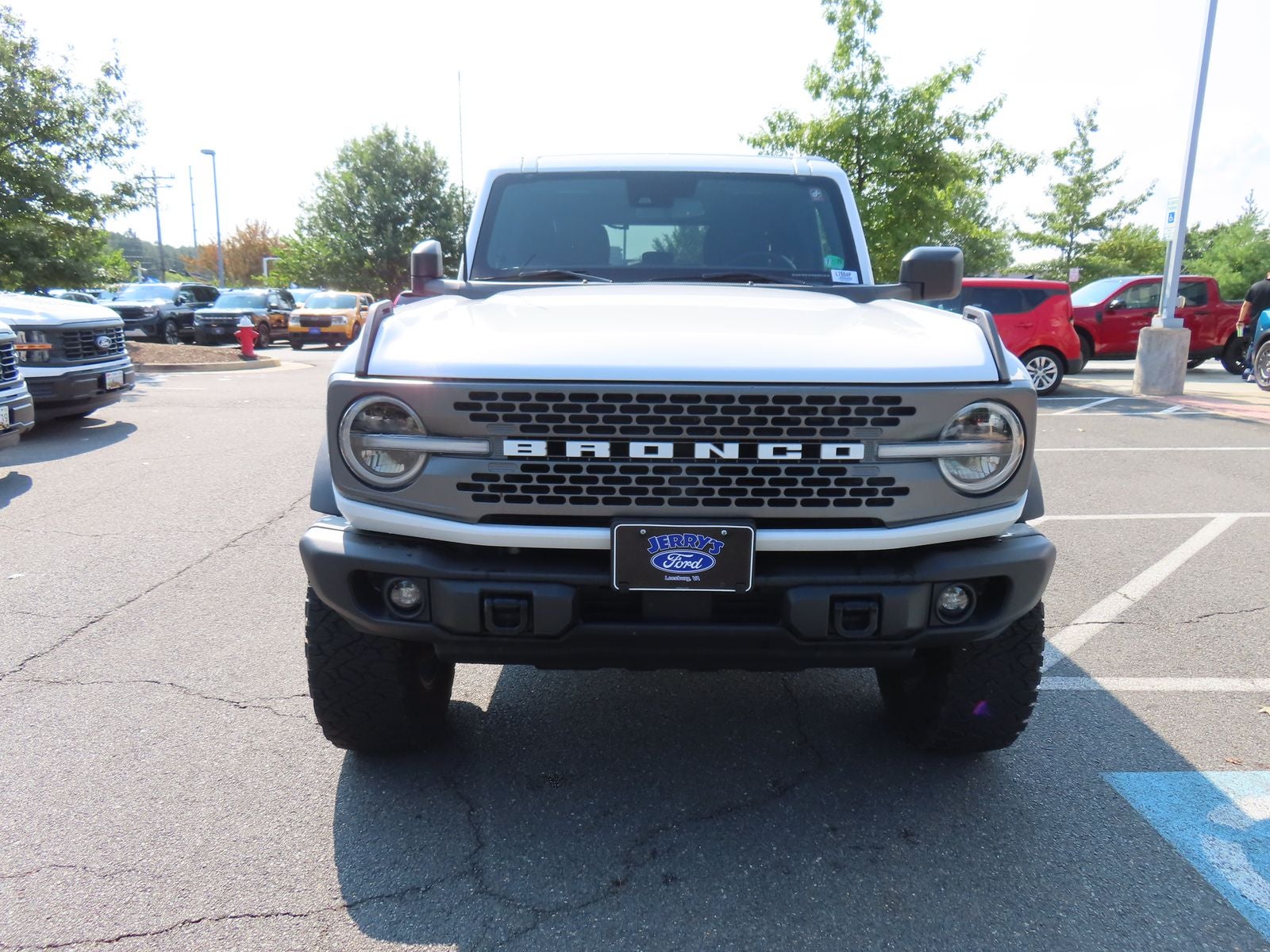2023 Ford Bronco Base