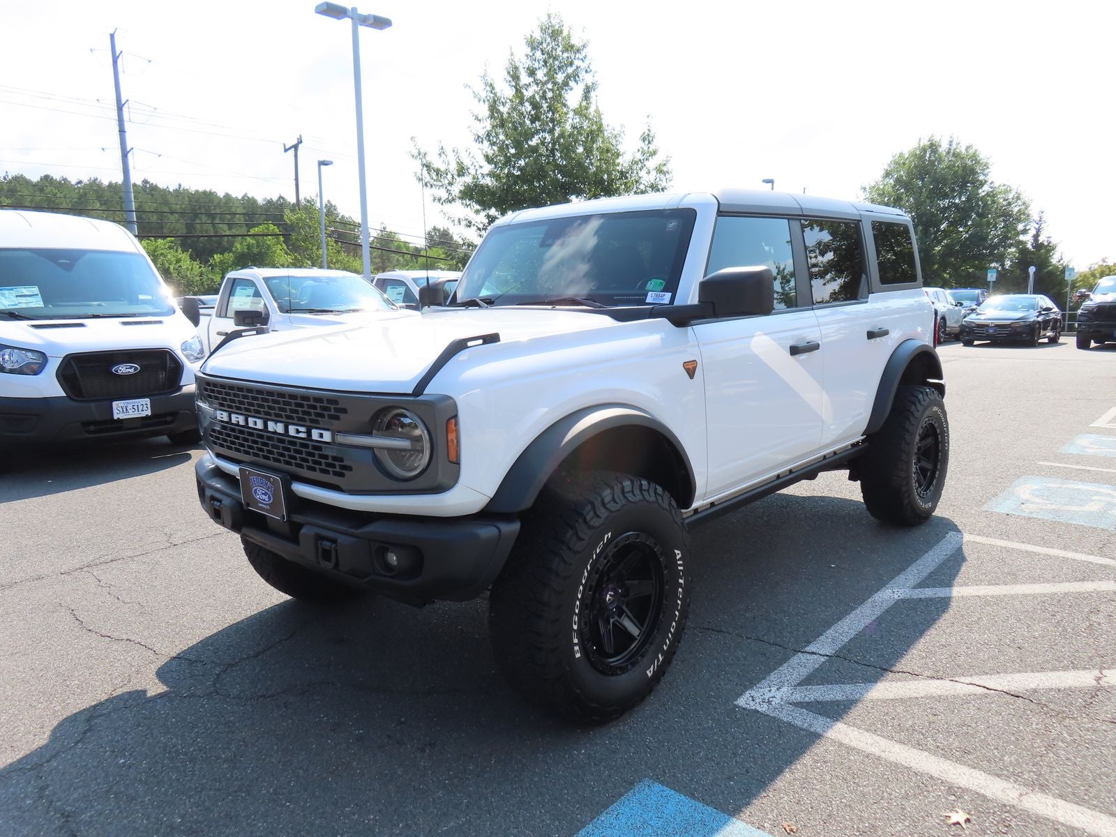 2023 Ford Bronco Base
