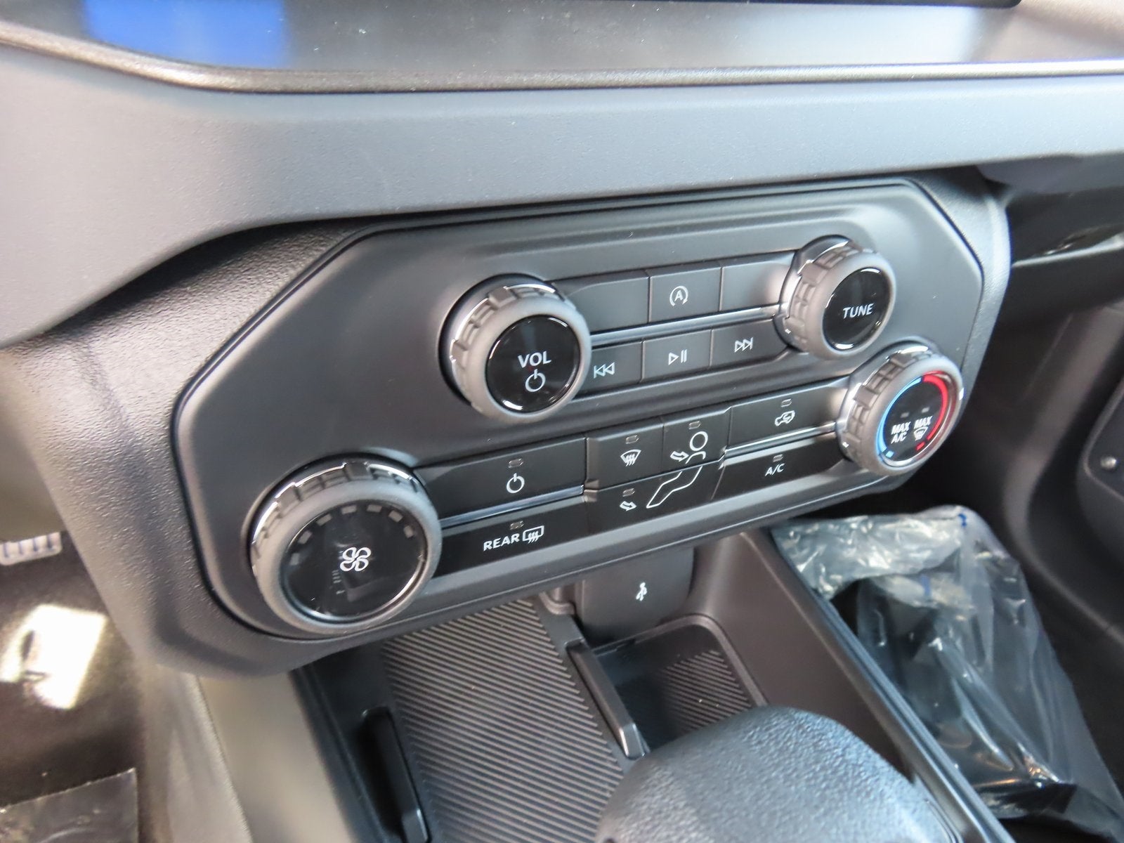 2025 Ford Bronco Base 101A