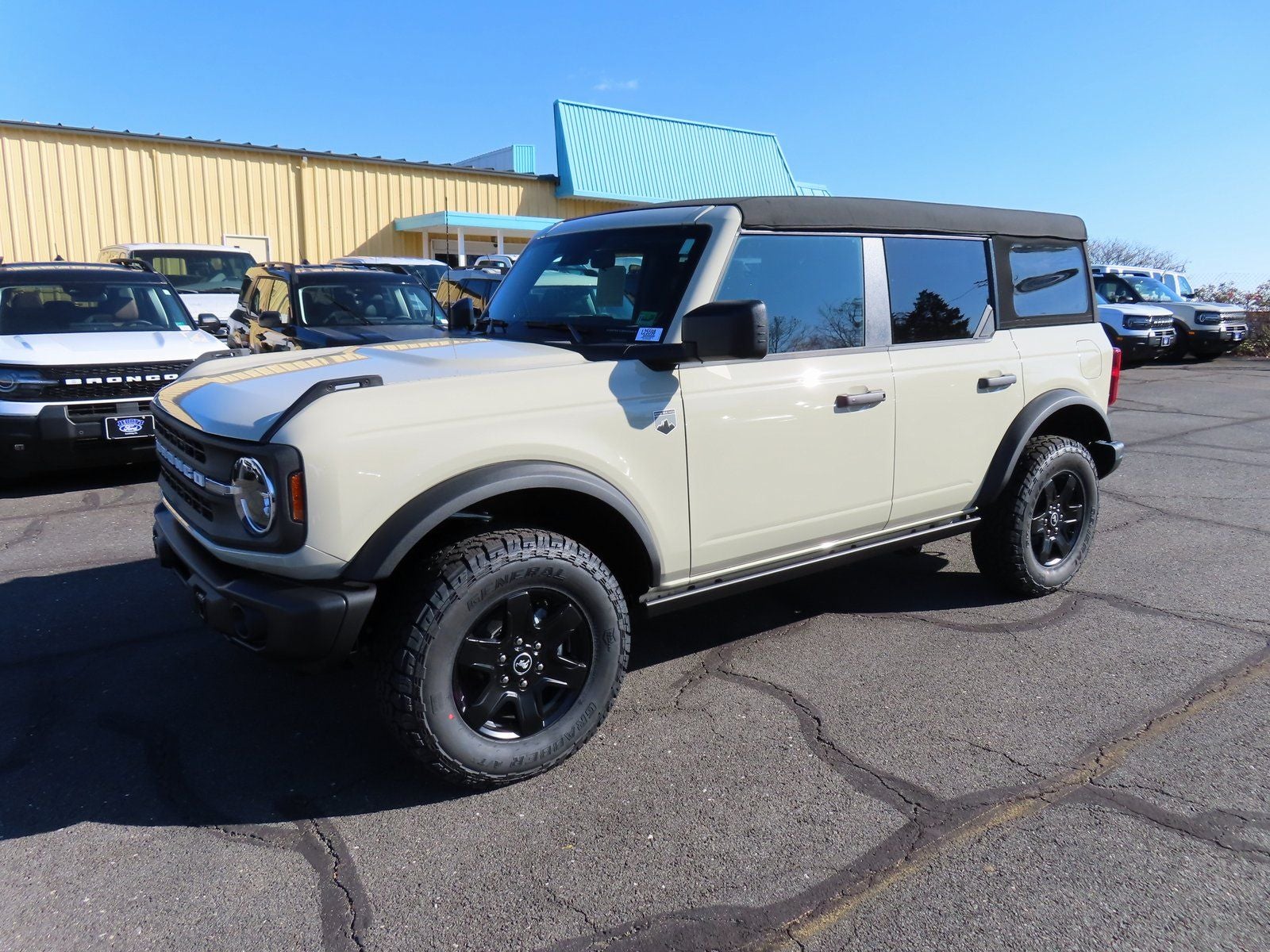 2025 Ford Bronco Big Bend 222A