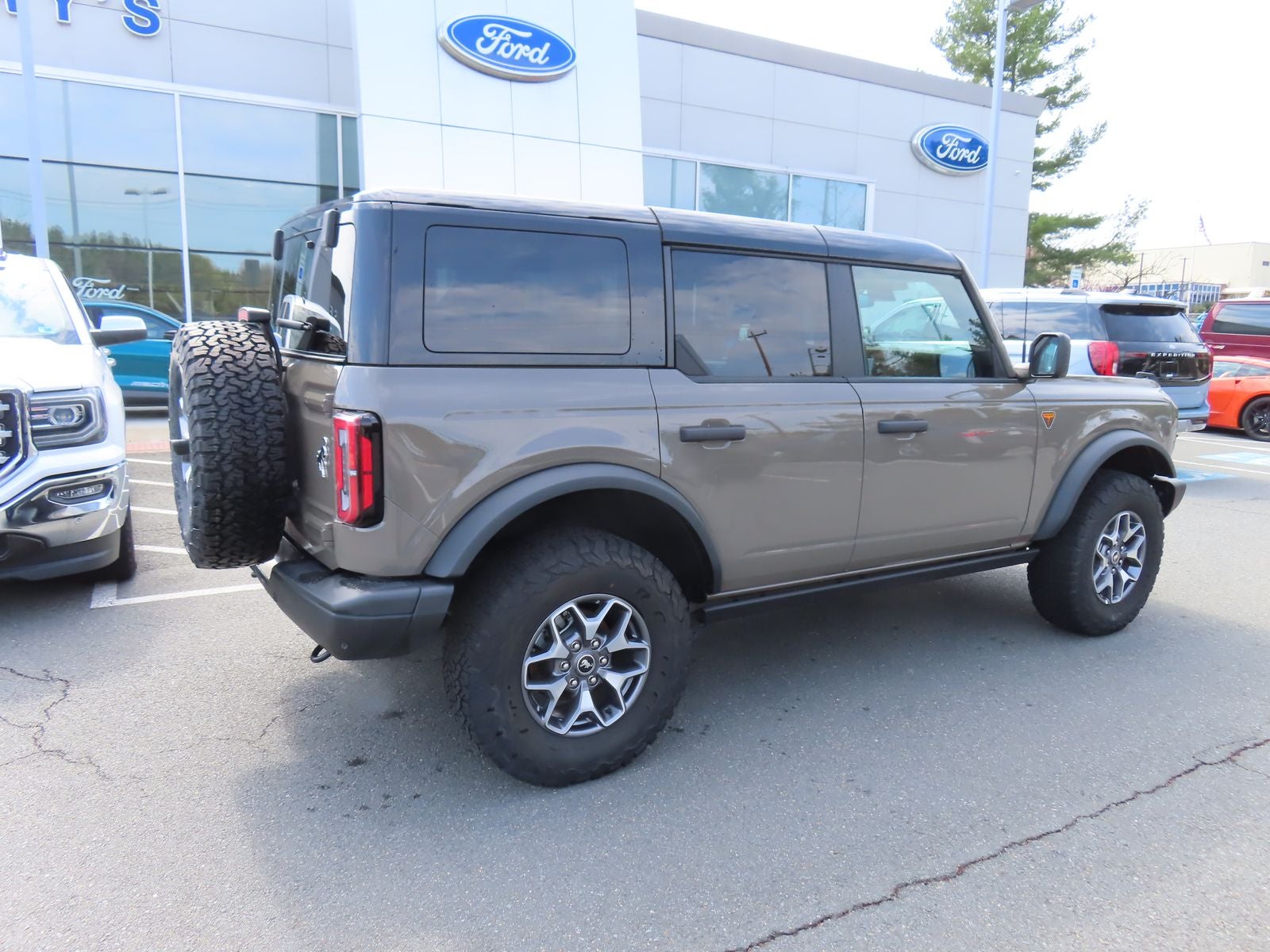 2025 Ford Bronco Badlands