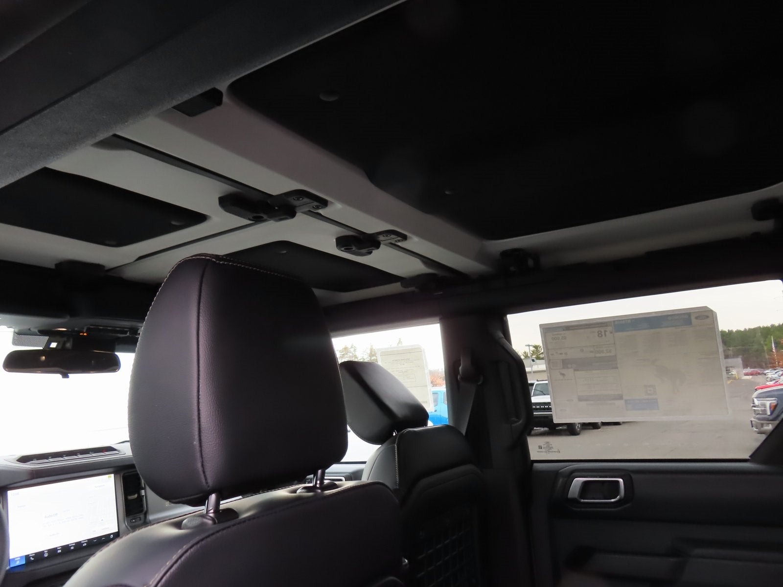 2025 Ford Bronco Badlands 332A