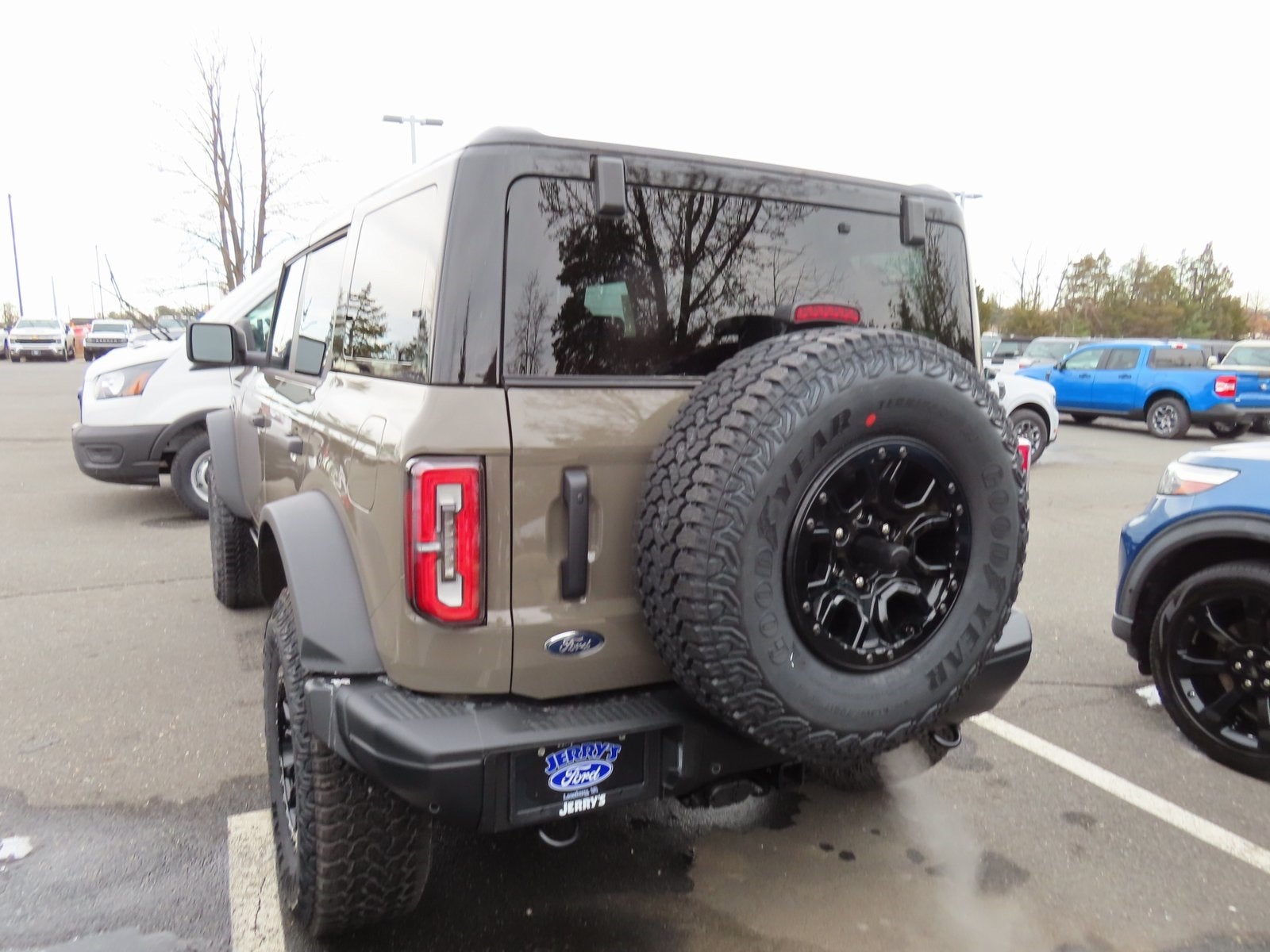 2025 Ford Bronco Badlands 332A