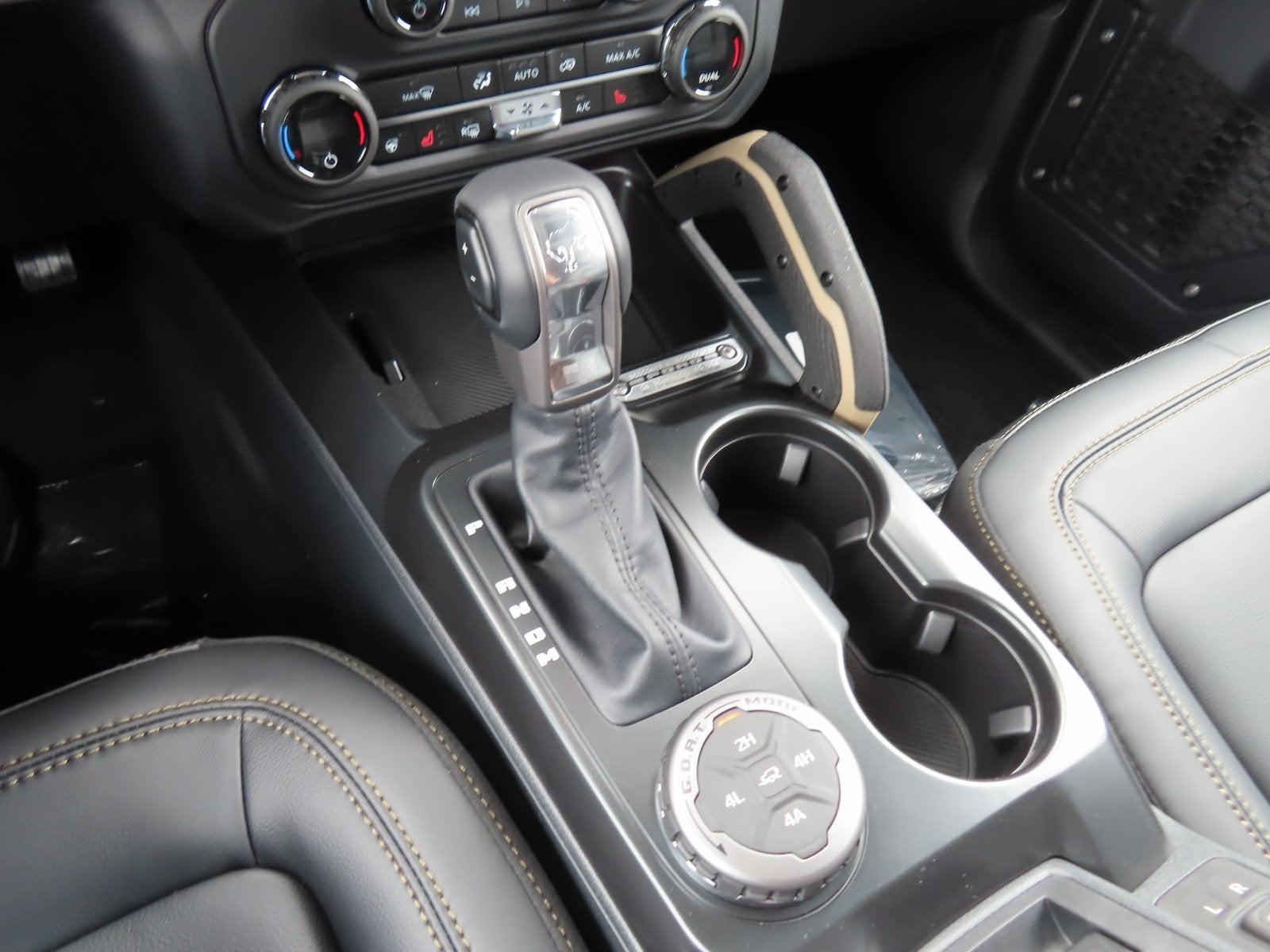 2025 Ford Bronco Badlands 334A